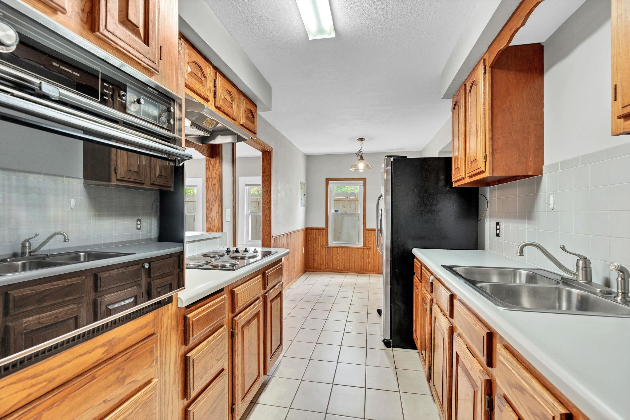 4527 W 12th St N St, Wichita, Kansas image 14