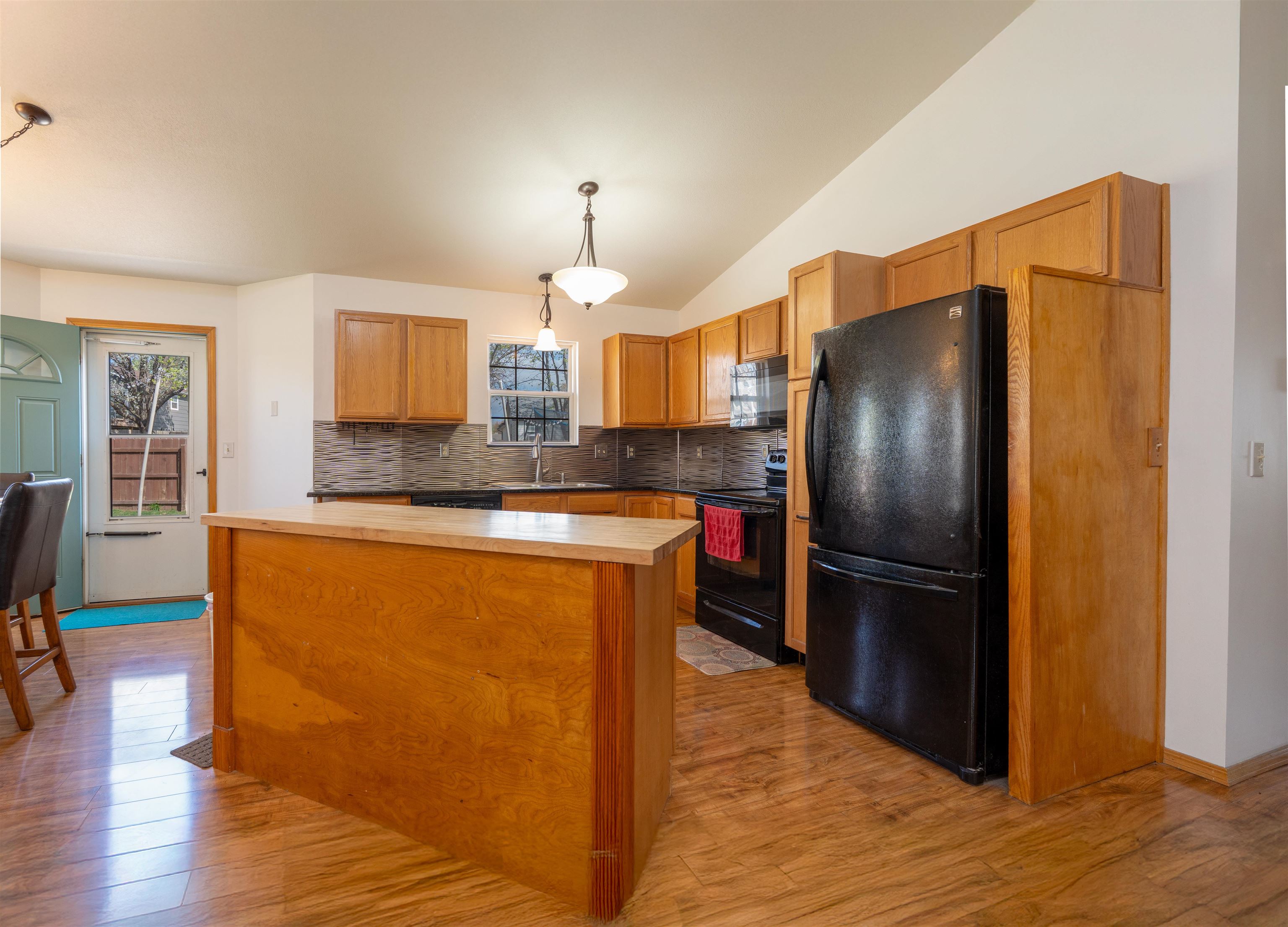 8410 W Aberdeen Cir, Wichita, Kansas image 4