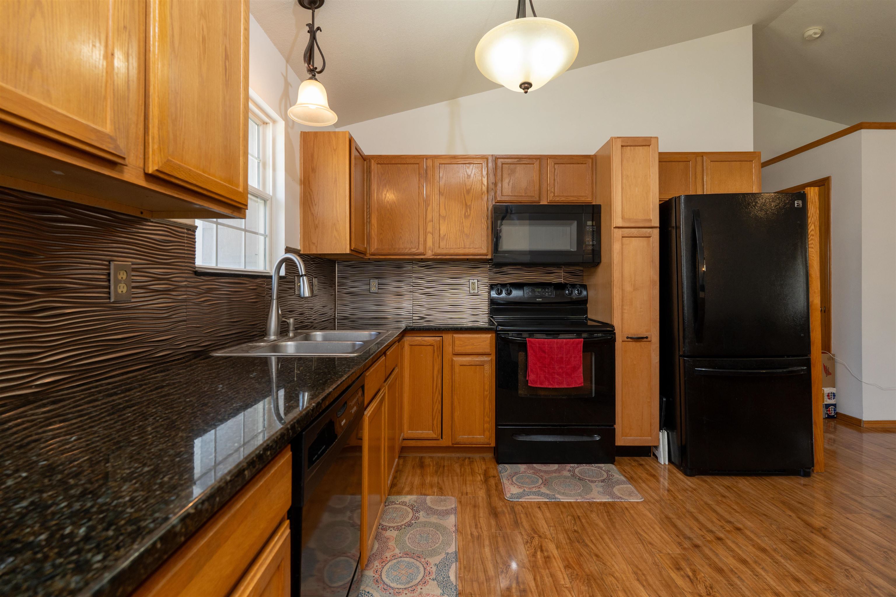 8410 W Aberdeen Cir, Wichita, Kansas image 6