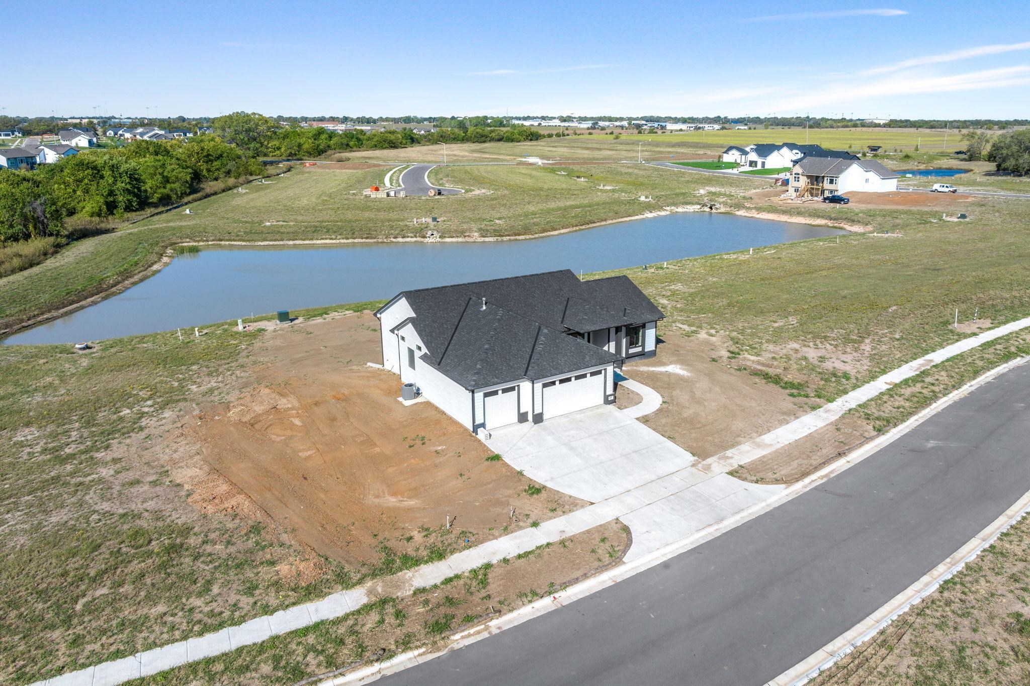 1457 W Cozy Hollow Ct, Goddard, Kansas image 4