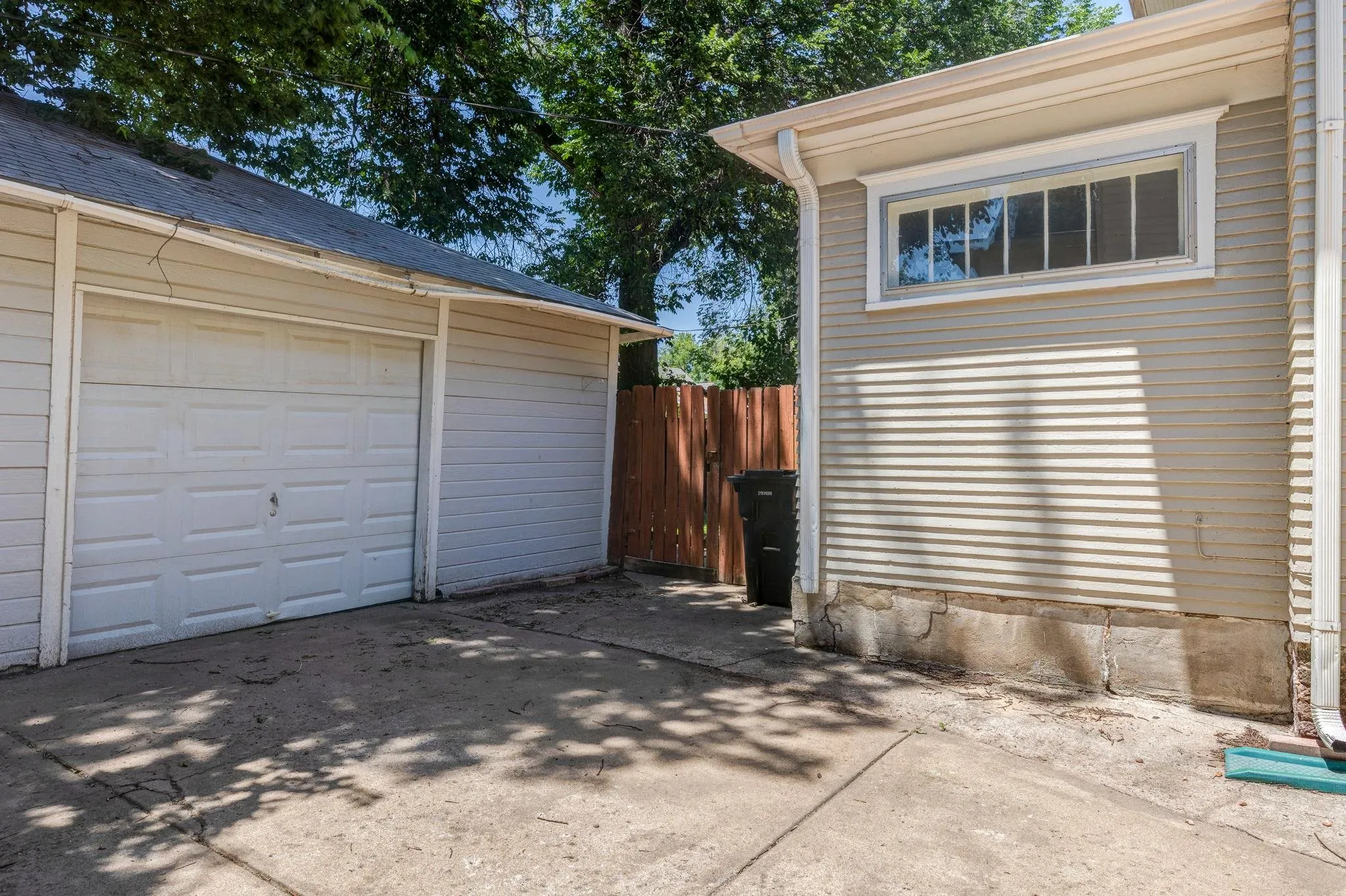 Salina, Kansas 67401, United States, 3 Bedrooms Bedrooms, ,2 BathroomsBathrooms,Residential,Active,155797