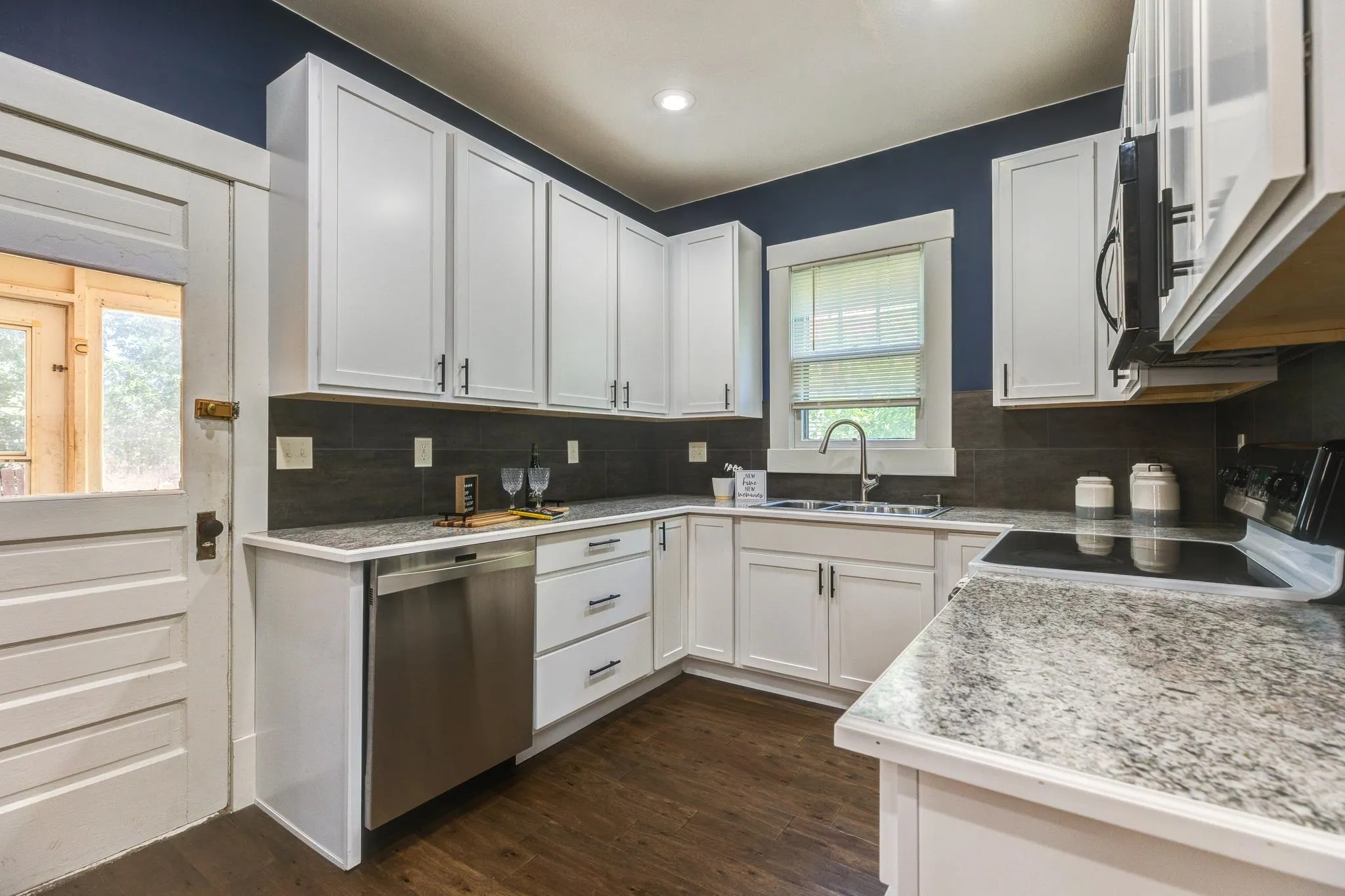 Salina, Kansas 67401, United States, 3 Bedrooms Bedrooms, ,2 BathroomsBathrooms,Residential,Active,155797