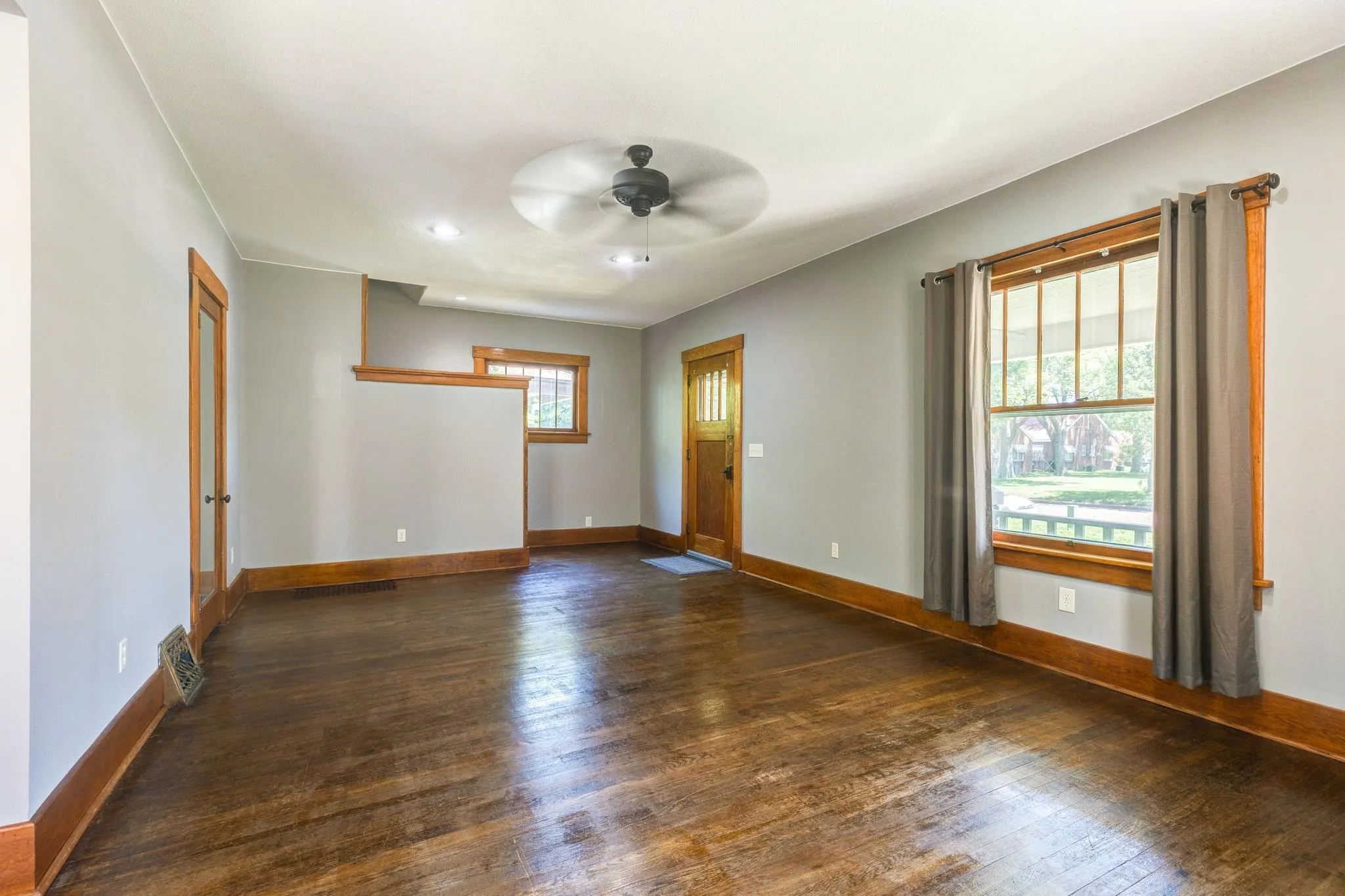 Salina, Kansas 67401, United States, 3 Bedrooms Bedrooms, ,2 BathroomsBathrooms,Residential,Active,155797