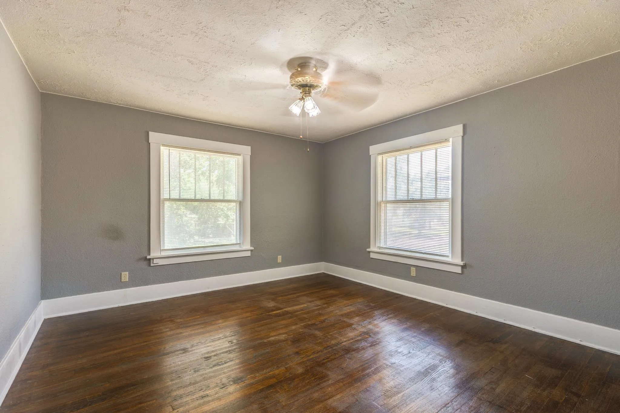 Salina, Kansas 67401, United States, 3 Bedrooms Bedrooms, ,2 BathroomsBathrooms,Residential,Active,155797