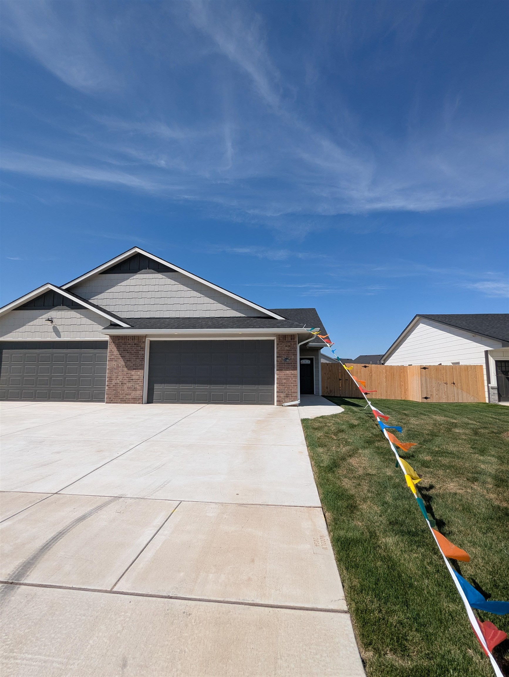 1146 W Trek Cir, Goddard, Kansas image 2