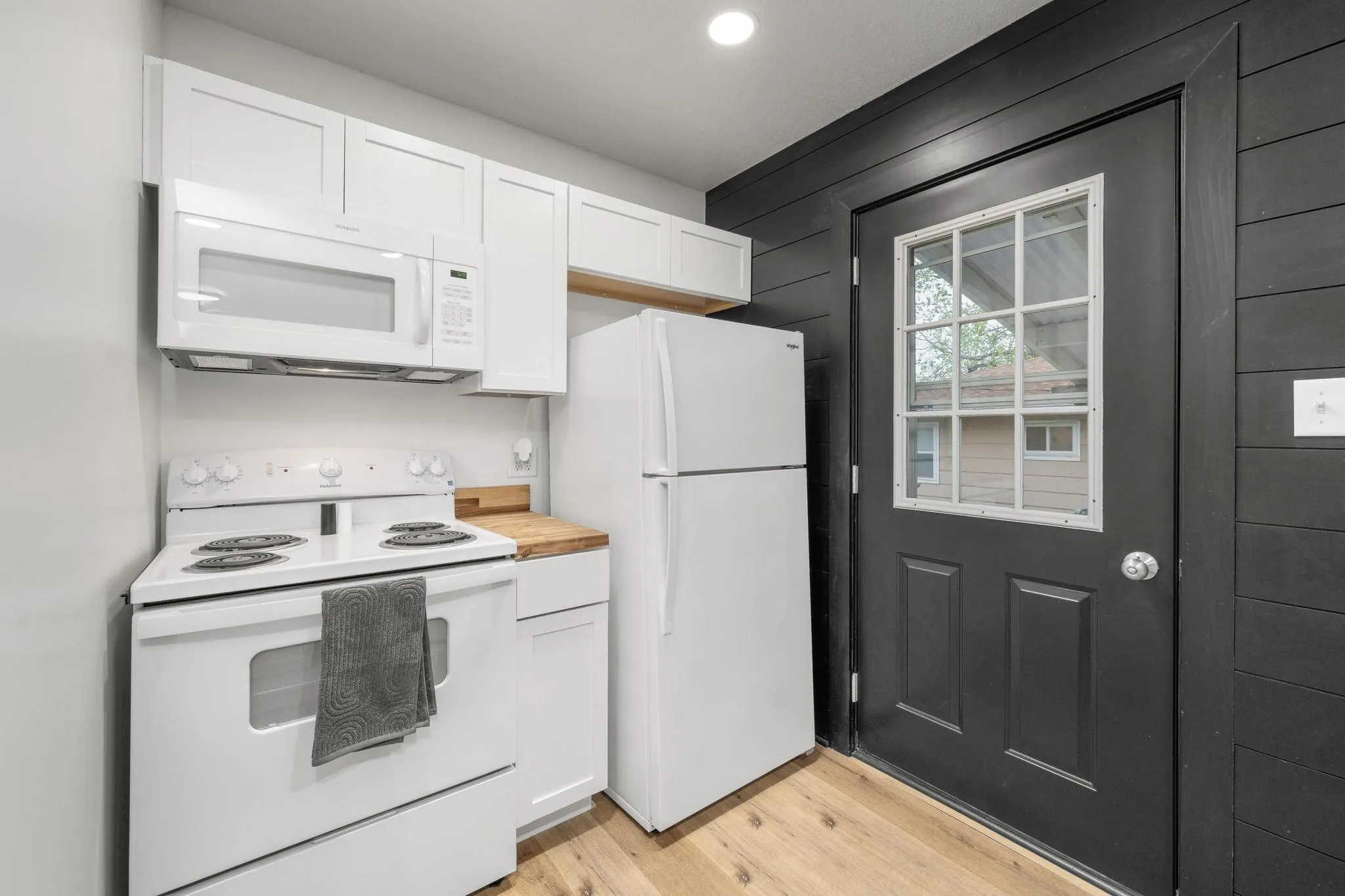 Wellington, Kansas 67152, United States, 3 Bedrooms Bedrooms, ,1 BathroomBathrooms,Residential,Active,139539