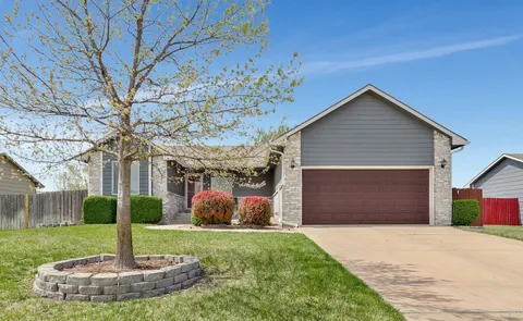 12033 W Grant Ct, Wichita, KS MLS: 654031