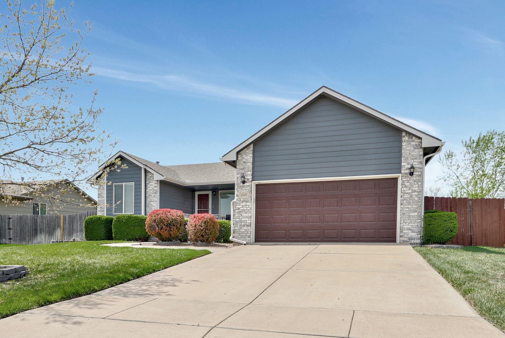 12033 W Grant Ct, Wichita, Kansas image 2