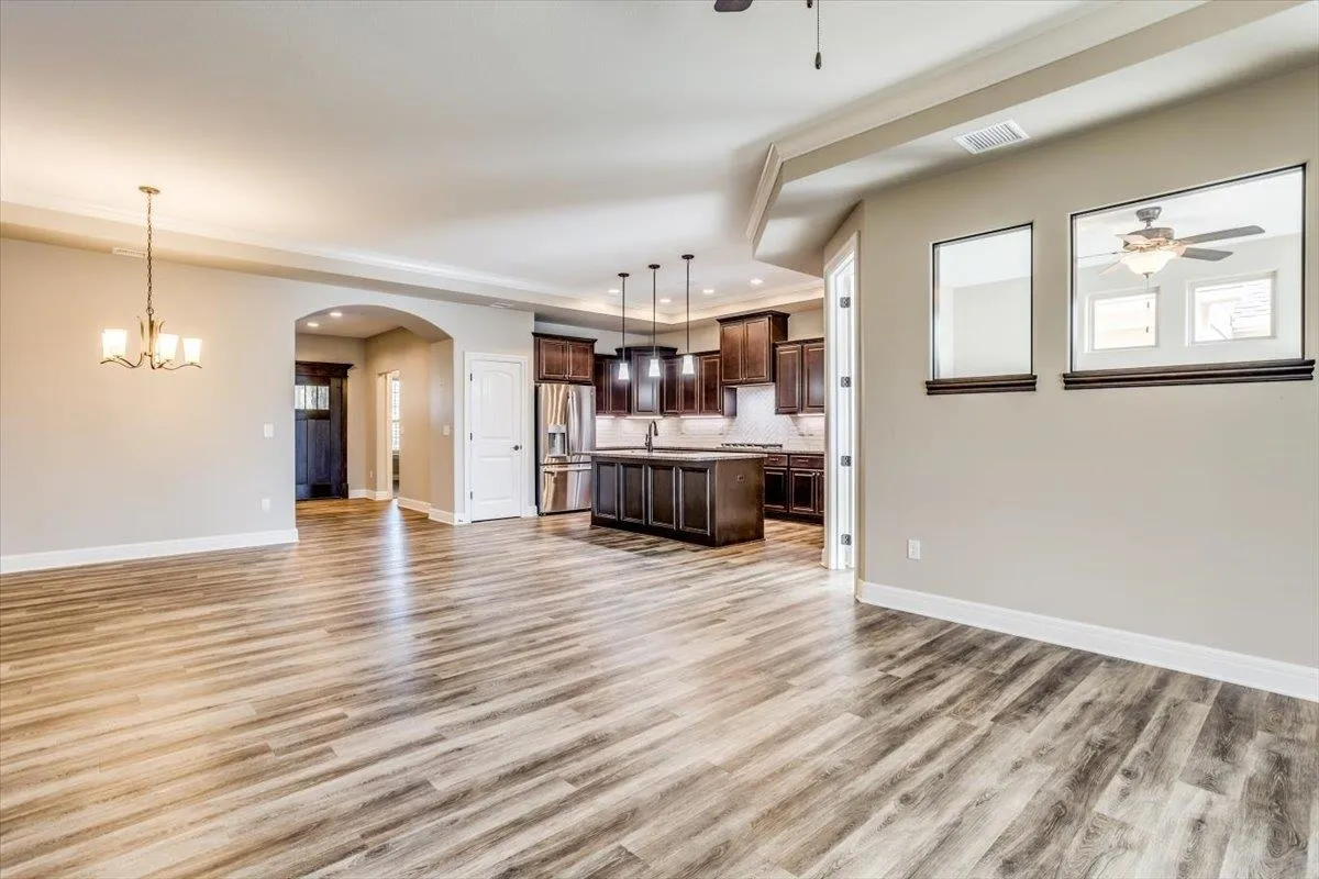 Derby, Kansas 67037, United States, 2 Bedrooms Bedrooms, ,2 BathroomsBathrooms,Residential,Pending,44491