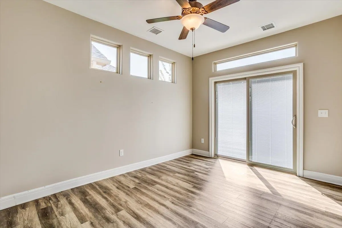 Derby, Kansas 67037, United States, 2 Bedrooms Bedrooms, ,2 BathroomsBathrooms,Residential,Pending,44491