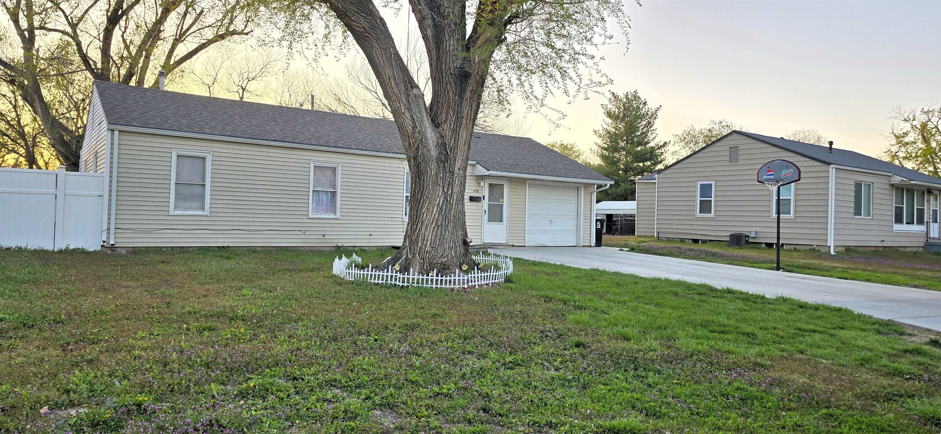 856 Pontiac Ave, Salina, Kansas image 3
