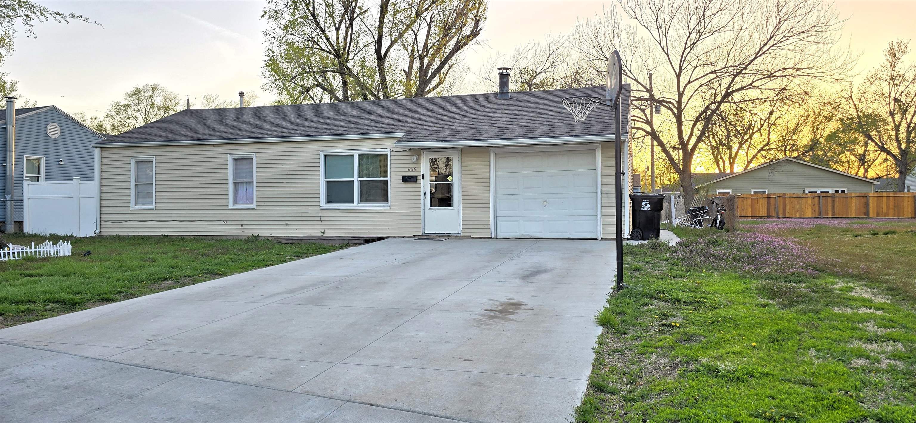 856 Pontiac Ave, Salina, Kansas image 1