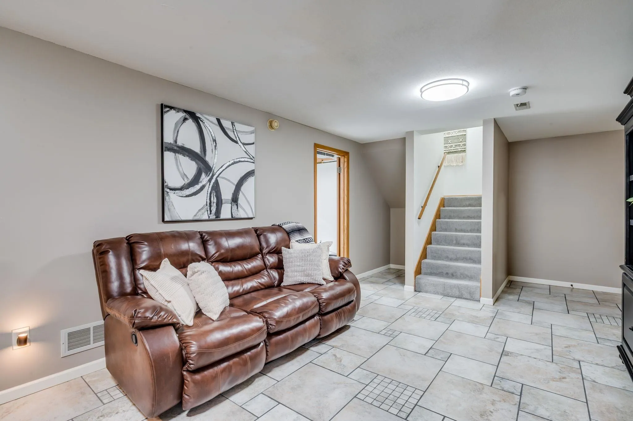 Derby, Kansas 67037, United States, 4 Bedrooms Bedrooms, ,4 BathroomsBathrooms,Residential,Pending,135083