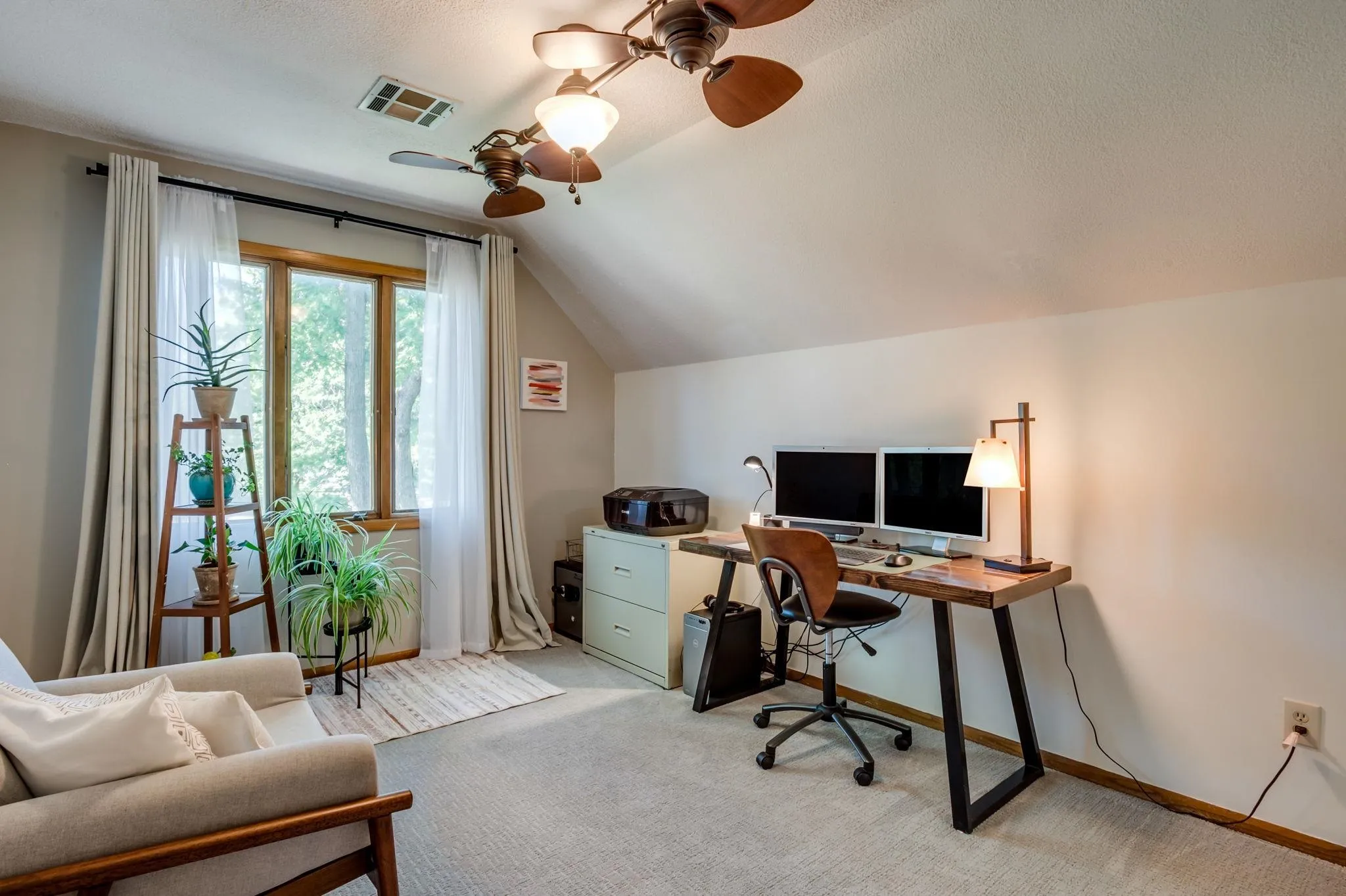 Derby, Kansas 67037, United States, 4 Bedrooms Bedrooms, ,4 BathroomsBathrooms,Residential,Pending,135083