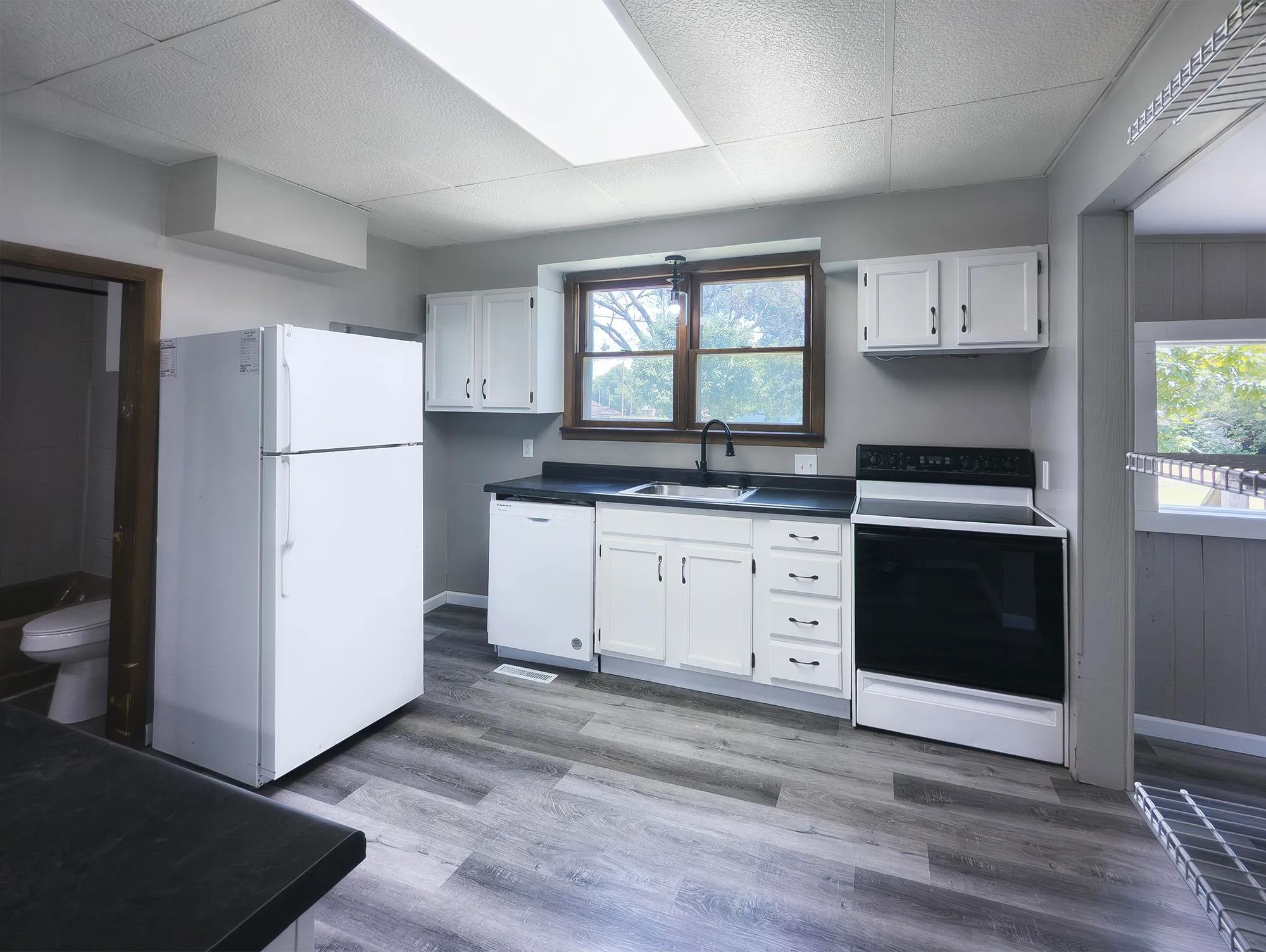 Wellington, Kansas 67152, United States, 2 Bedrooms Bedrooms, ,1 BathroomBathrooms,Residential,Active,139538