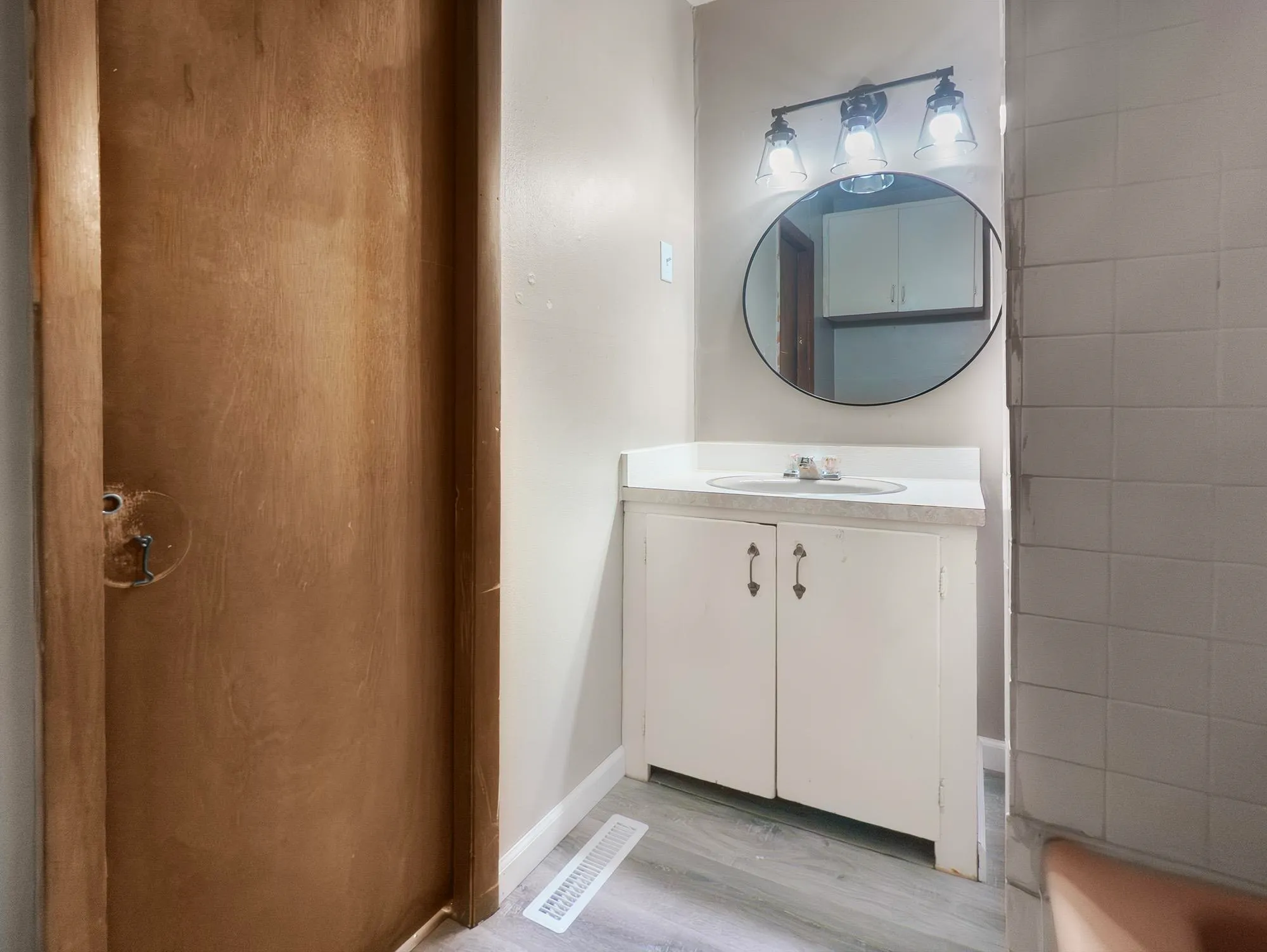 Wellington, Kansas 67152, United States, 2 Bedrooms Bedrooms, ,1 BathroomBathrooms,Residential,Active,139538