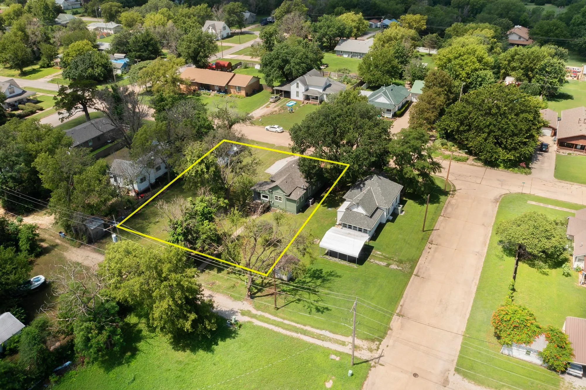 Wellington, Kansas 67152, United States, 2 Bedrooms Bedrooms, ,1 BathroomBathrooms,Residential,Active,139538