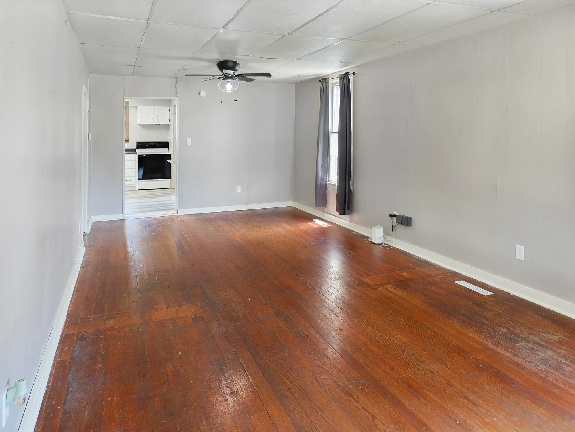 Wellington, Kansas 67152, United States, 2 Bedrooms Bedrooms, ,1 BathroomBathrooms,Residential,Active,139538