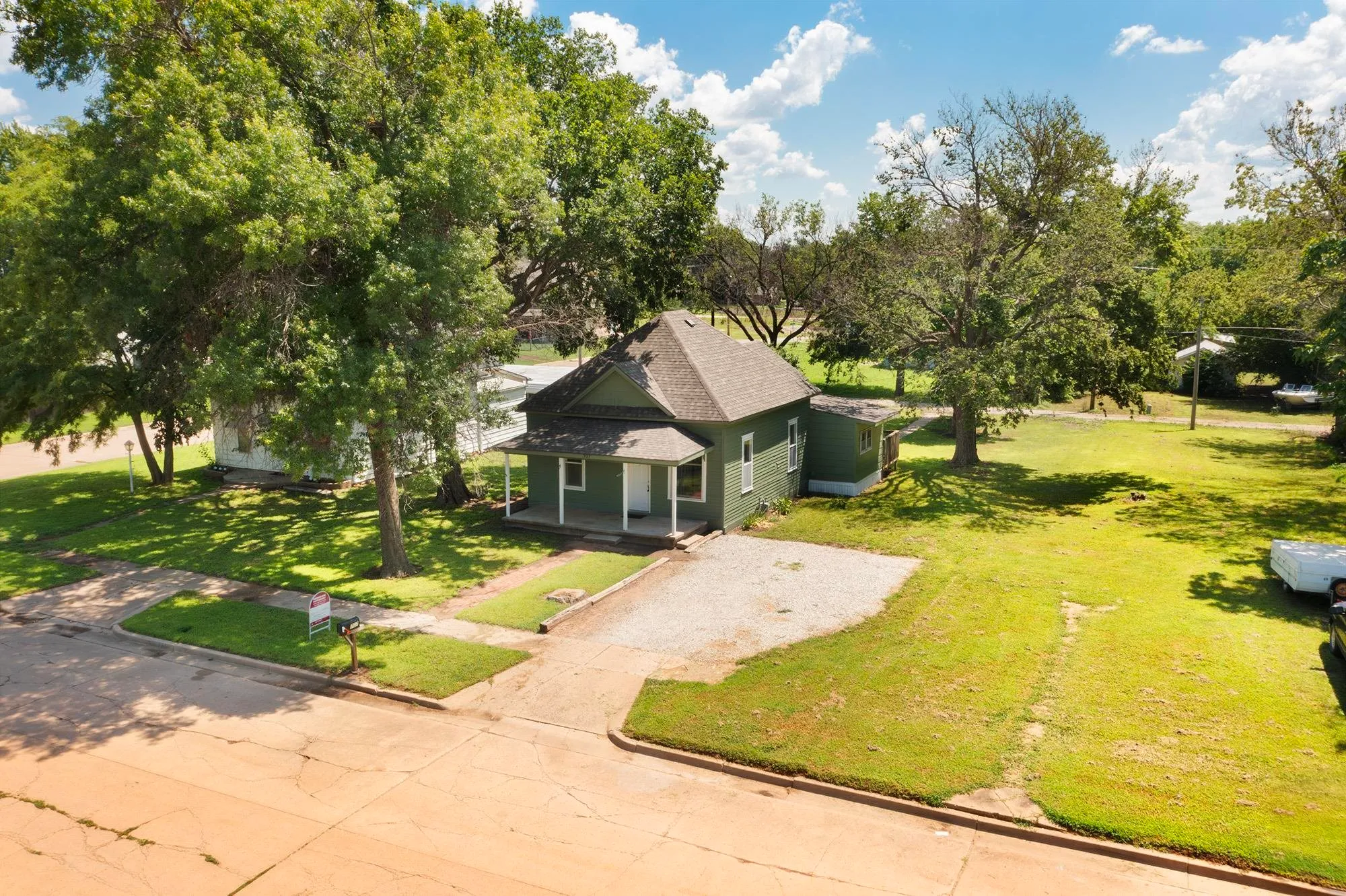 Wellington, Kansas 67152, United States, 2 Bedrooms Bedrooms, ,1 BathroomBathrooms,Residential,Active,139538