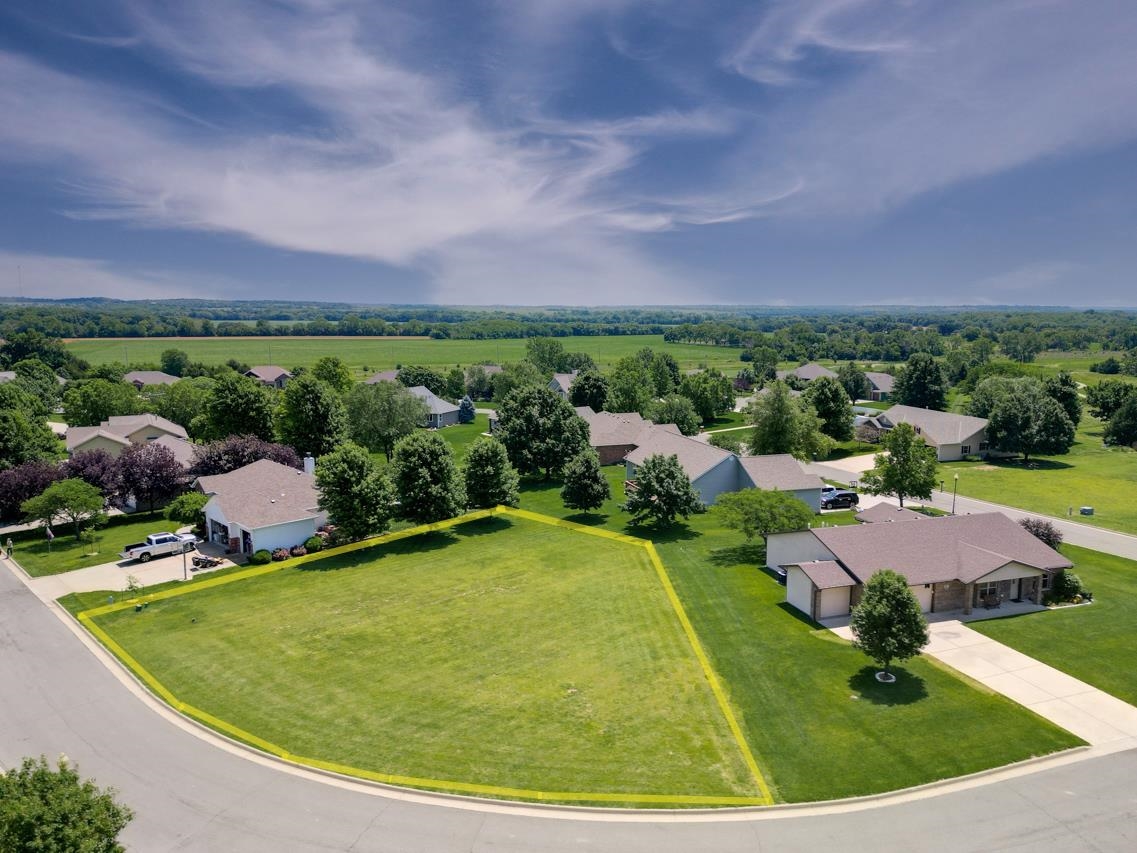 607 Quail Nest Rd, Winfield, Kansas image 4