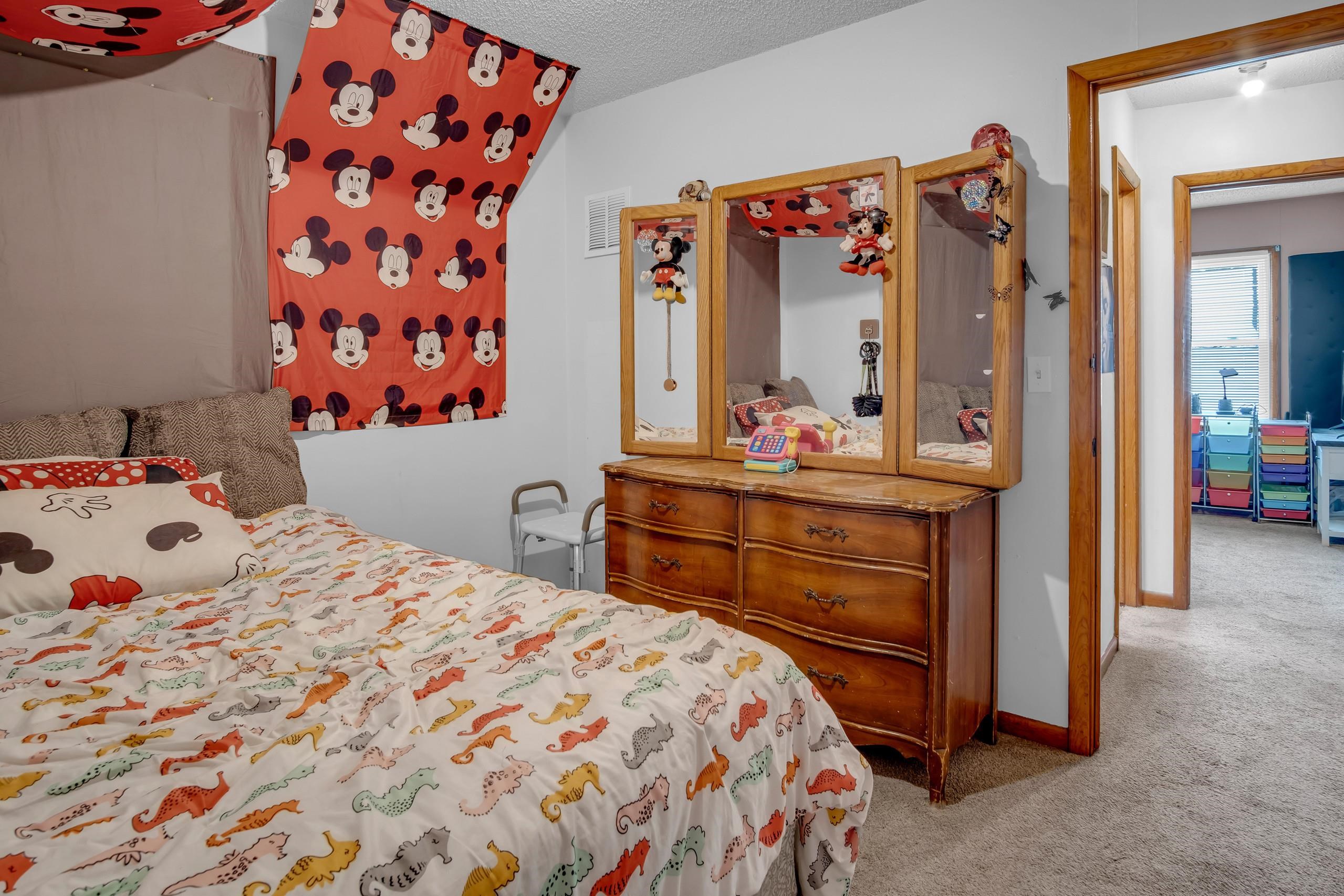 1408 Willow Rd, Newton, Kansas image 13