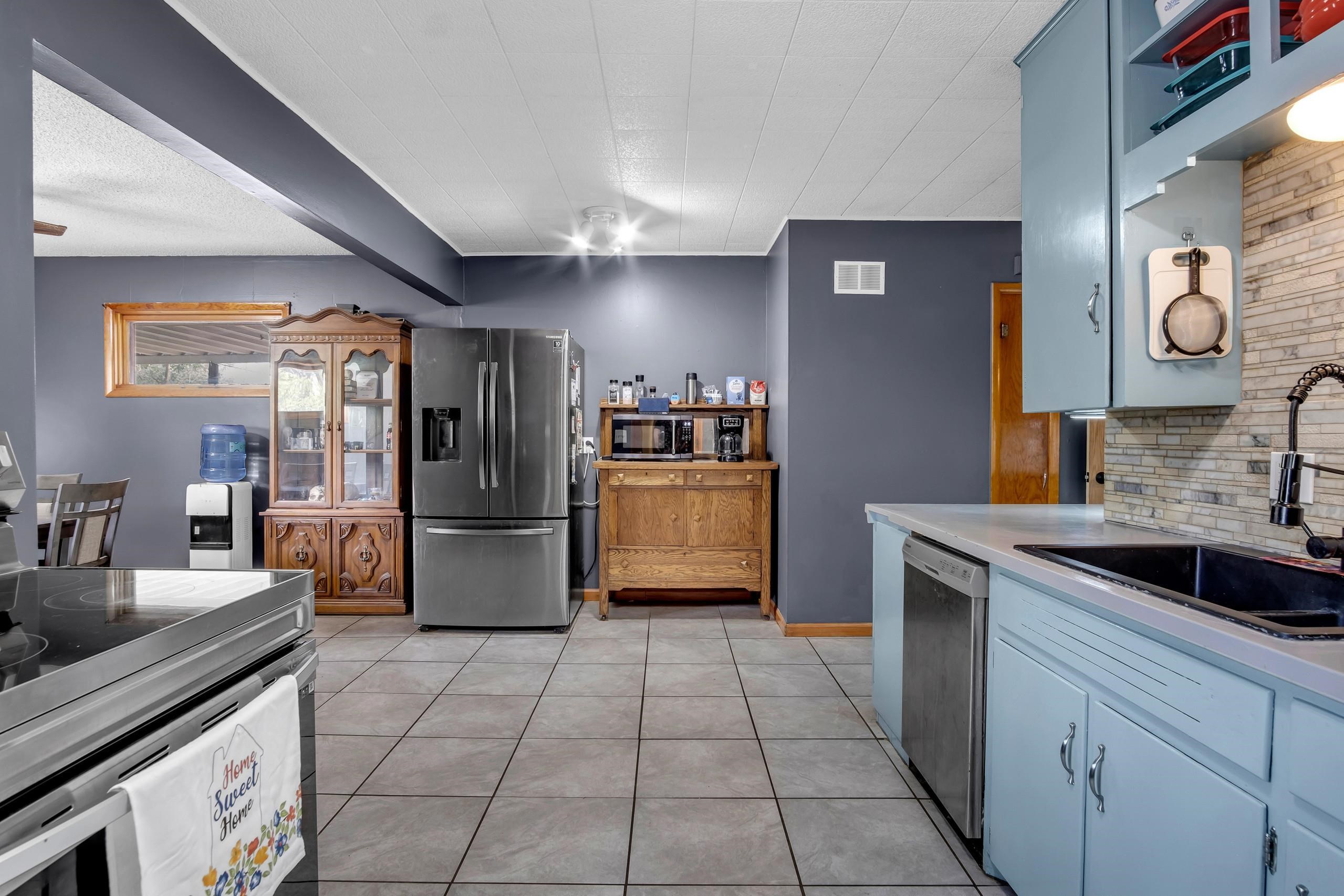 1408 Willow Rd, Newton, Kansas image 18