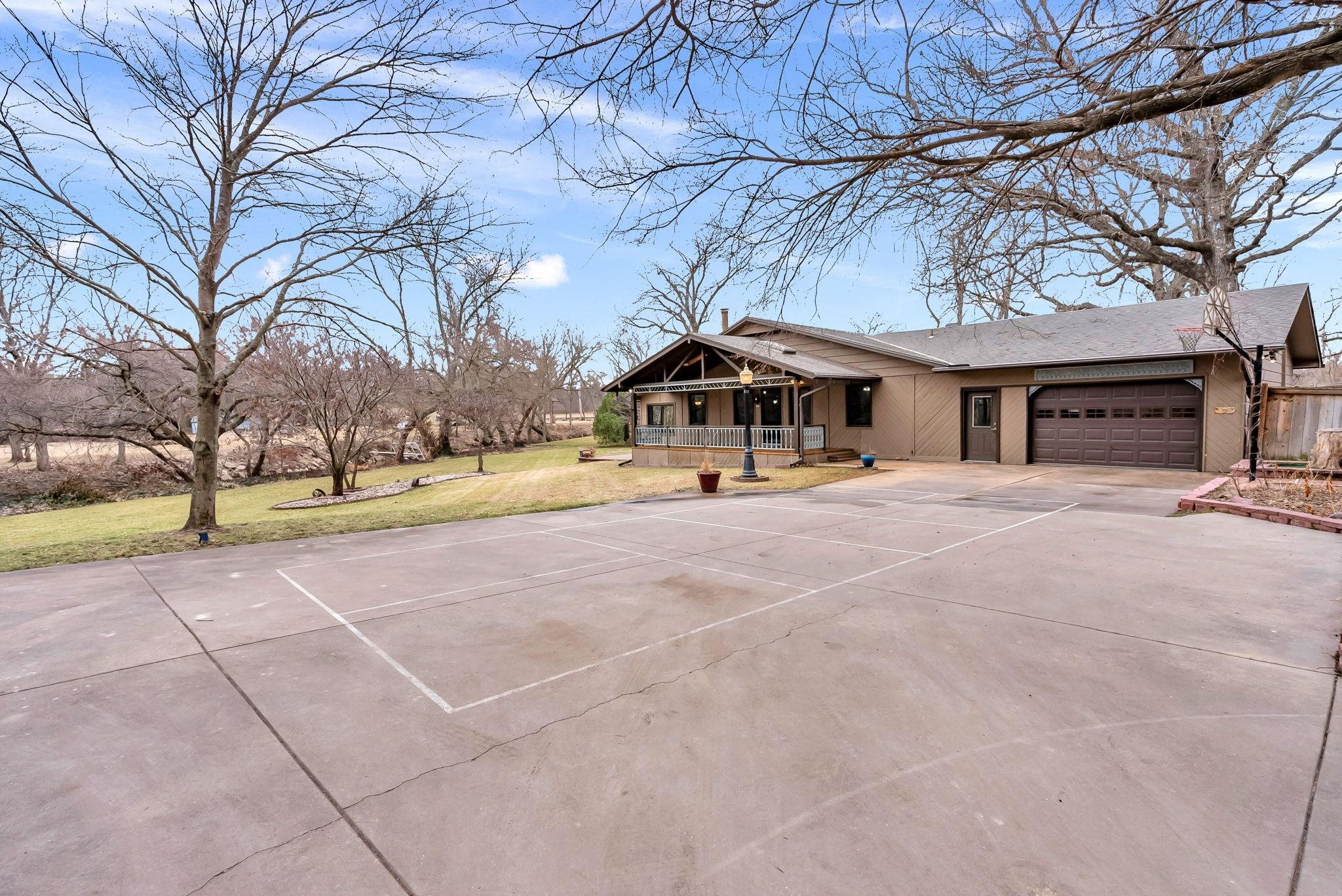 12707 SW Chisholm Trail Rd, Andover, Kansas image 3