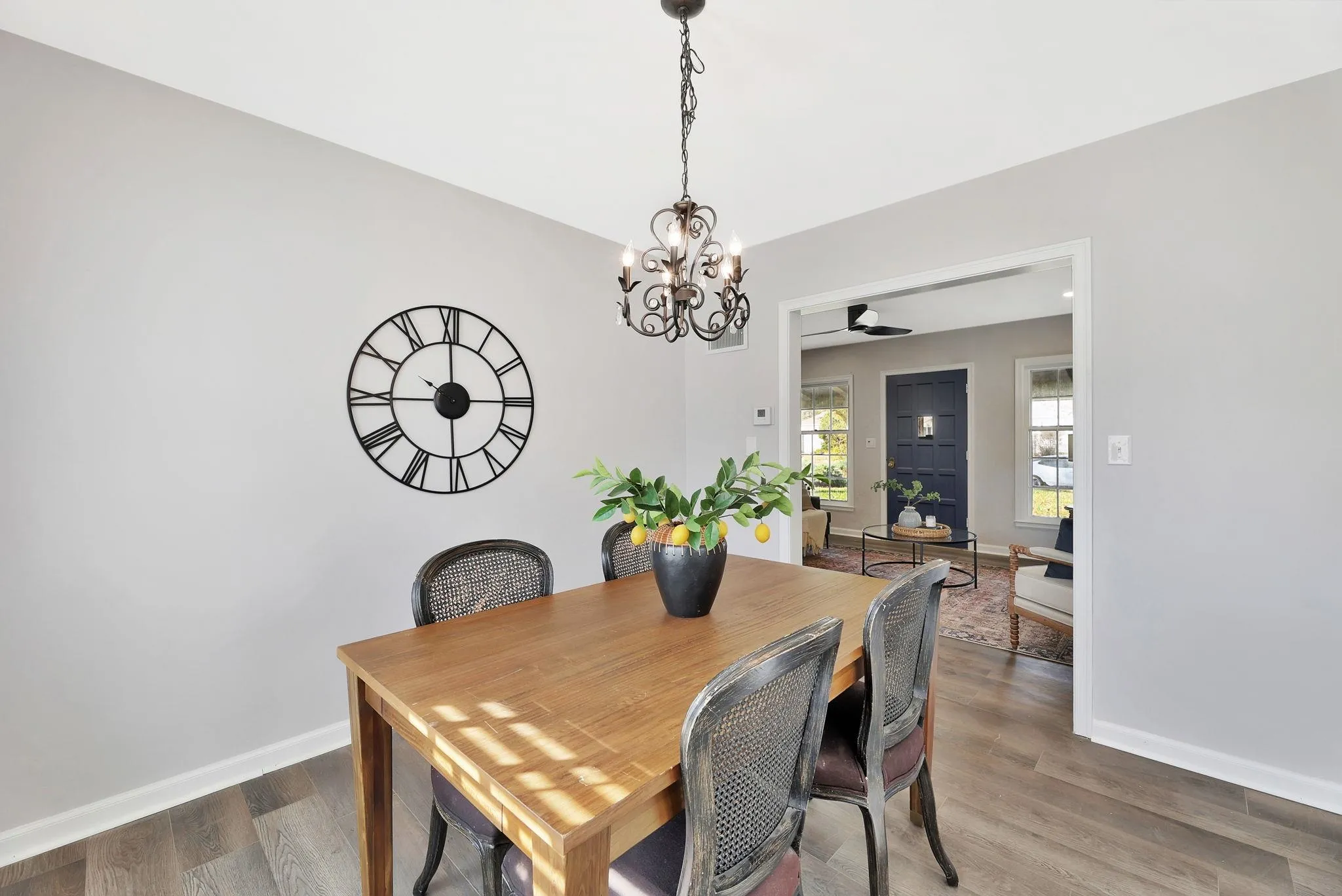 Wichita, Kansas 67211, United States, 3 Bedrooms Bedrooms, ,1 BathroomBathrooms,Residential,Pending,30020