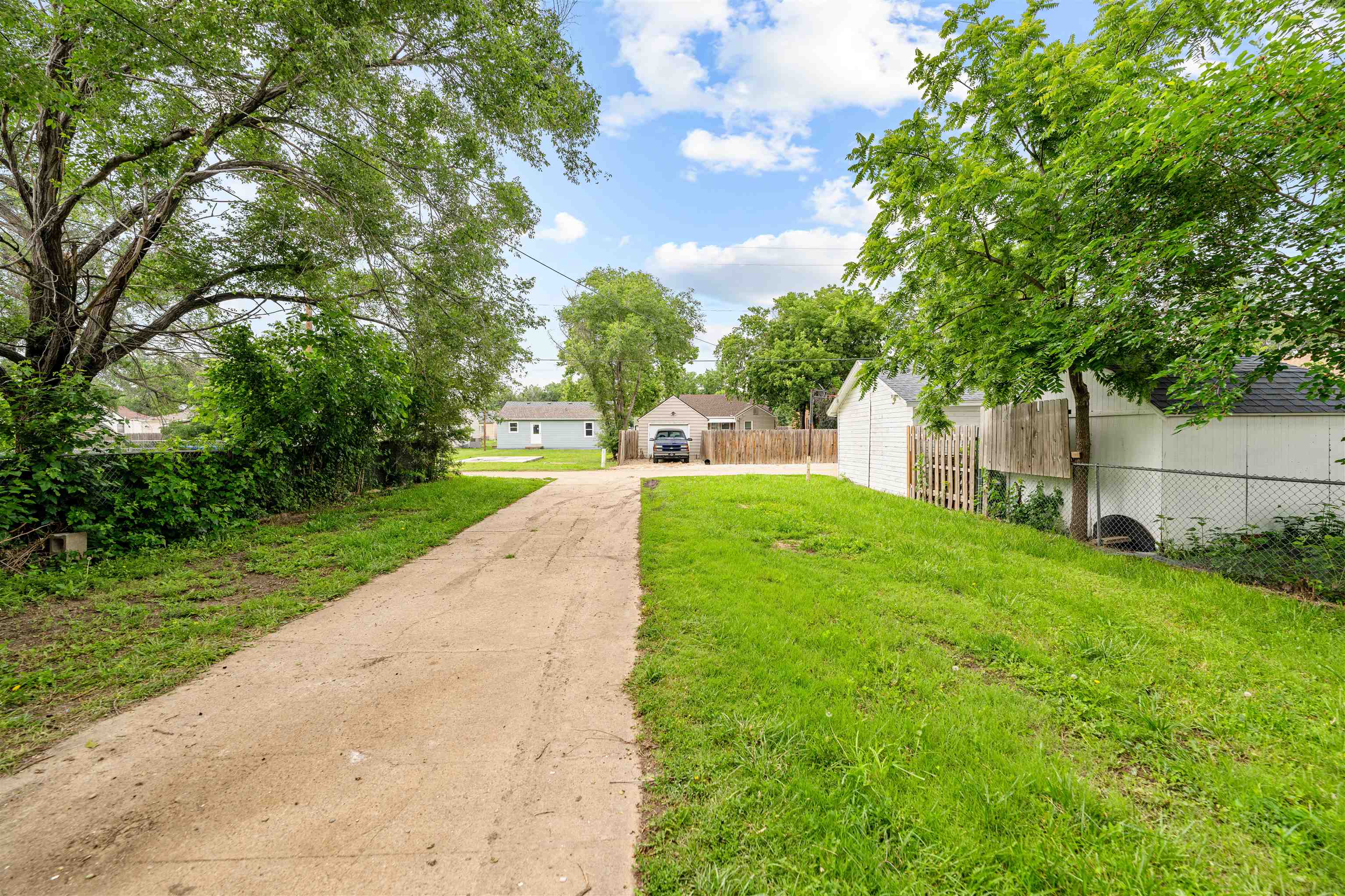 708 W Prescott Ave, Salina, Kansas image 4