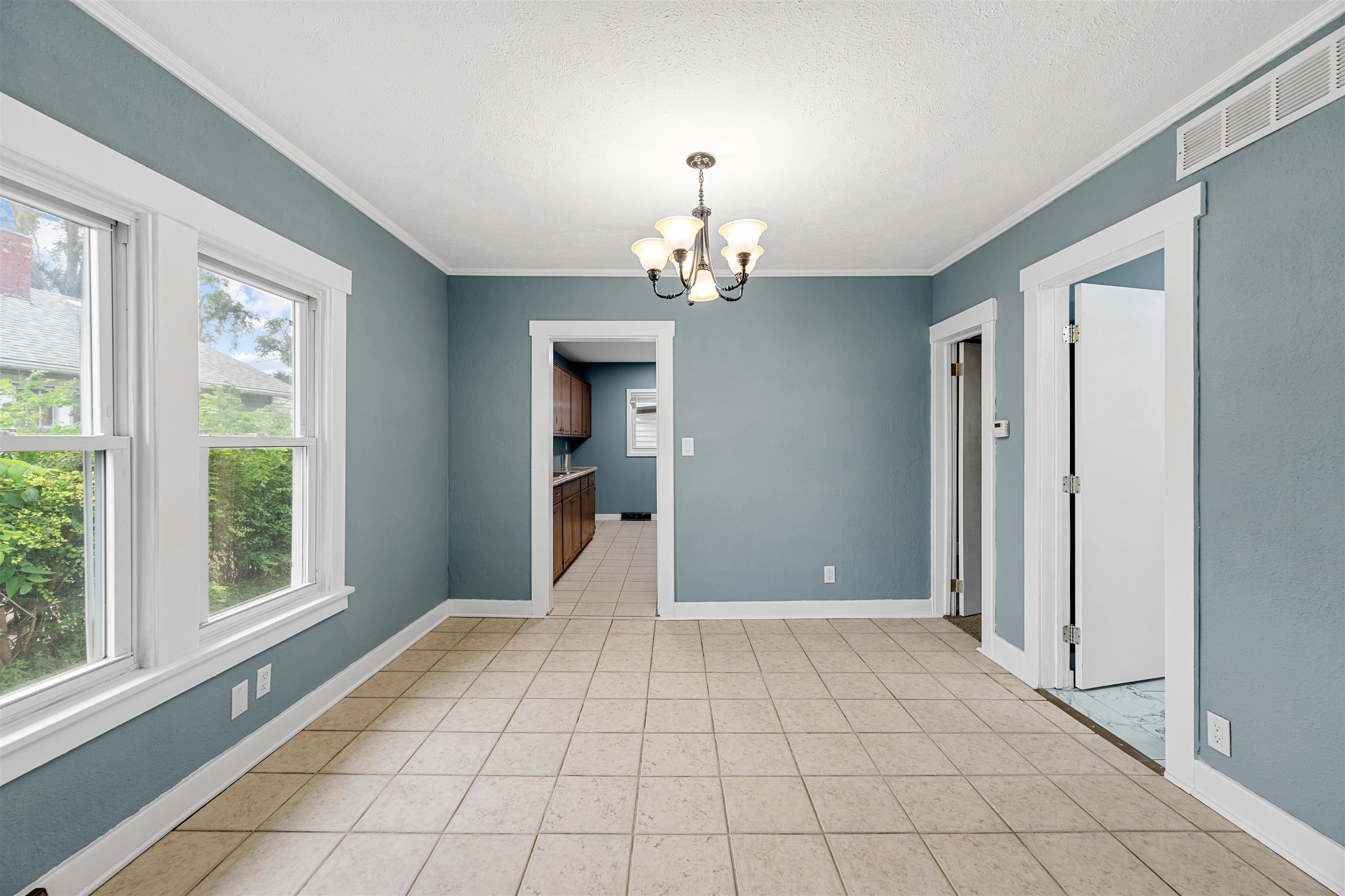 708 W Prescott Ave, Salina, Kansas image 7