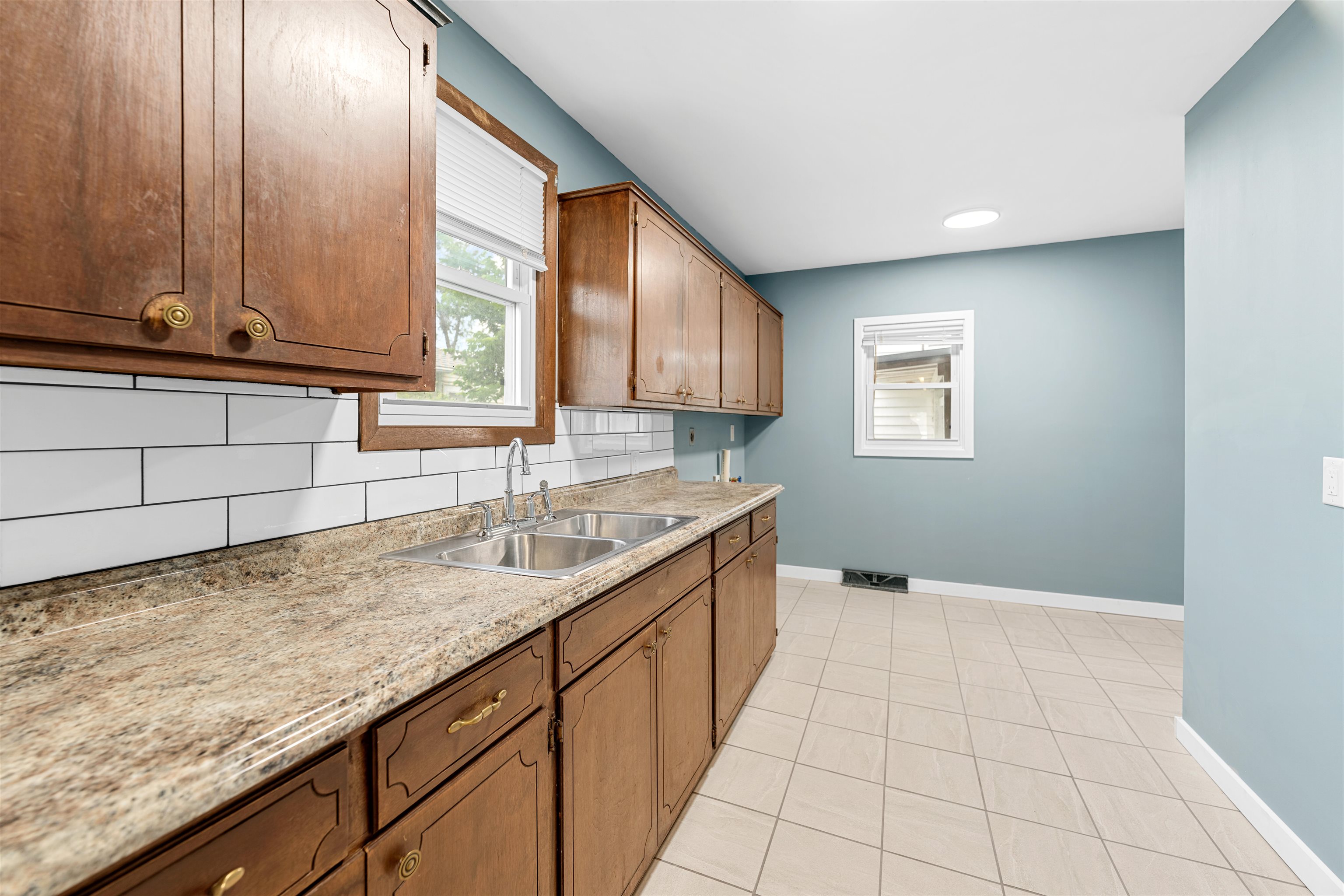 708 W Prescott Ave, Salina, Kansas image 11