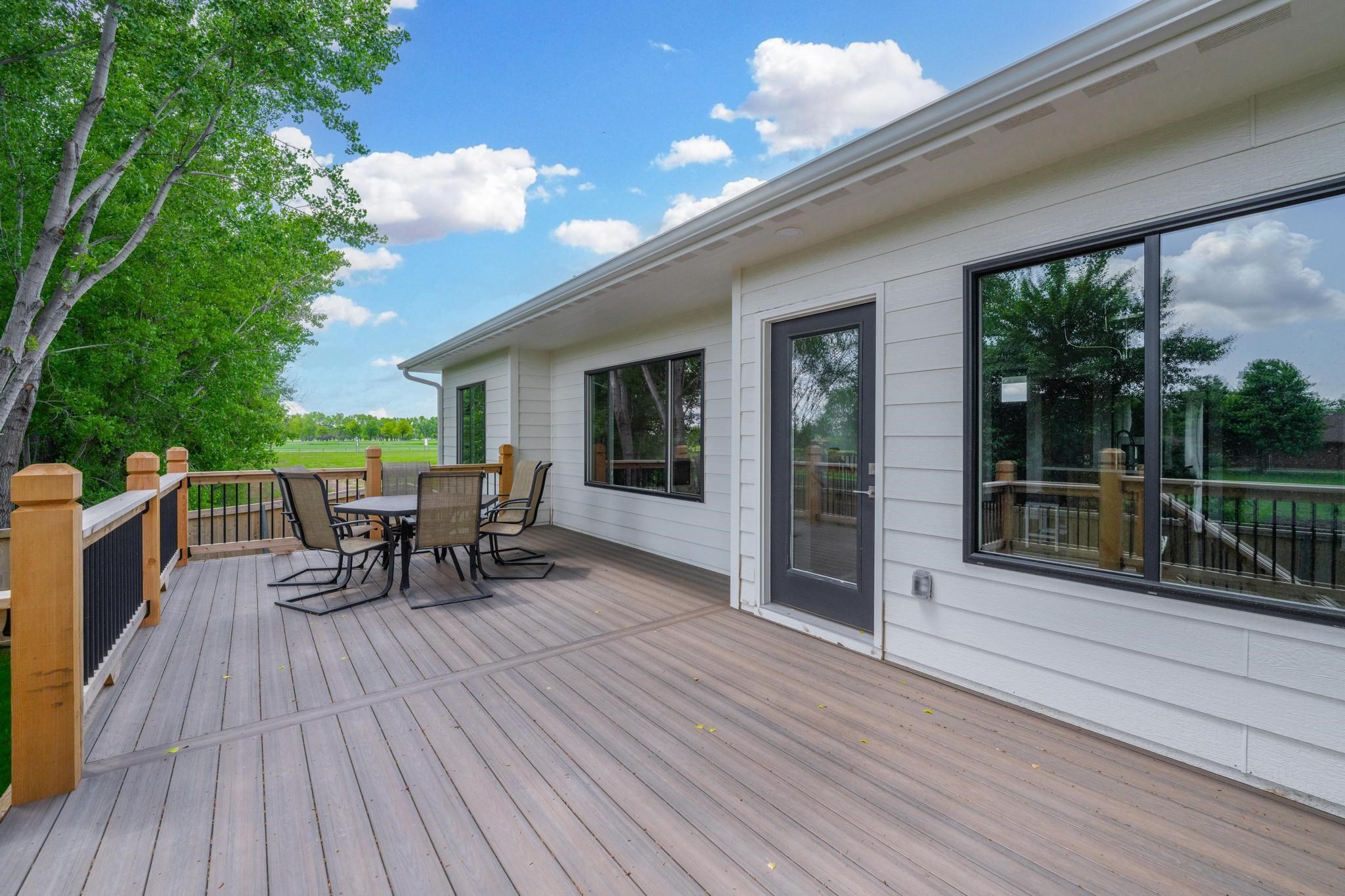 203 W Cherry Oaks St, Cheney, Kansas image 33