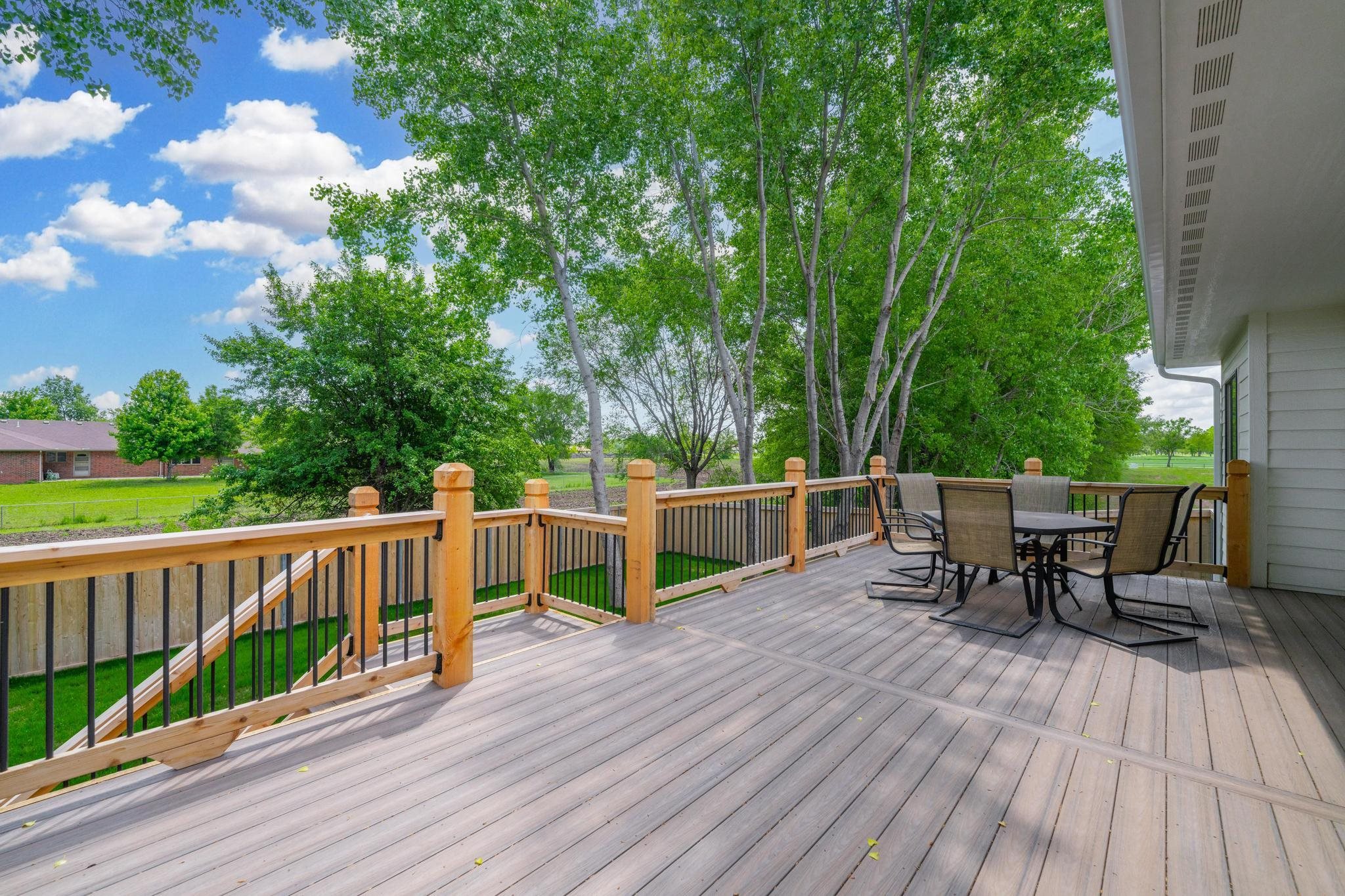 203 W Cherry Oaks St, Cheney, Kansas image 34