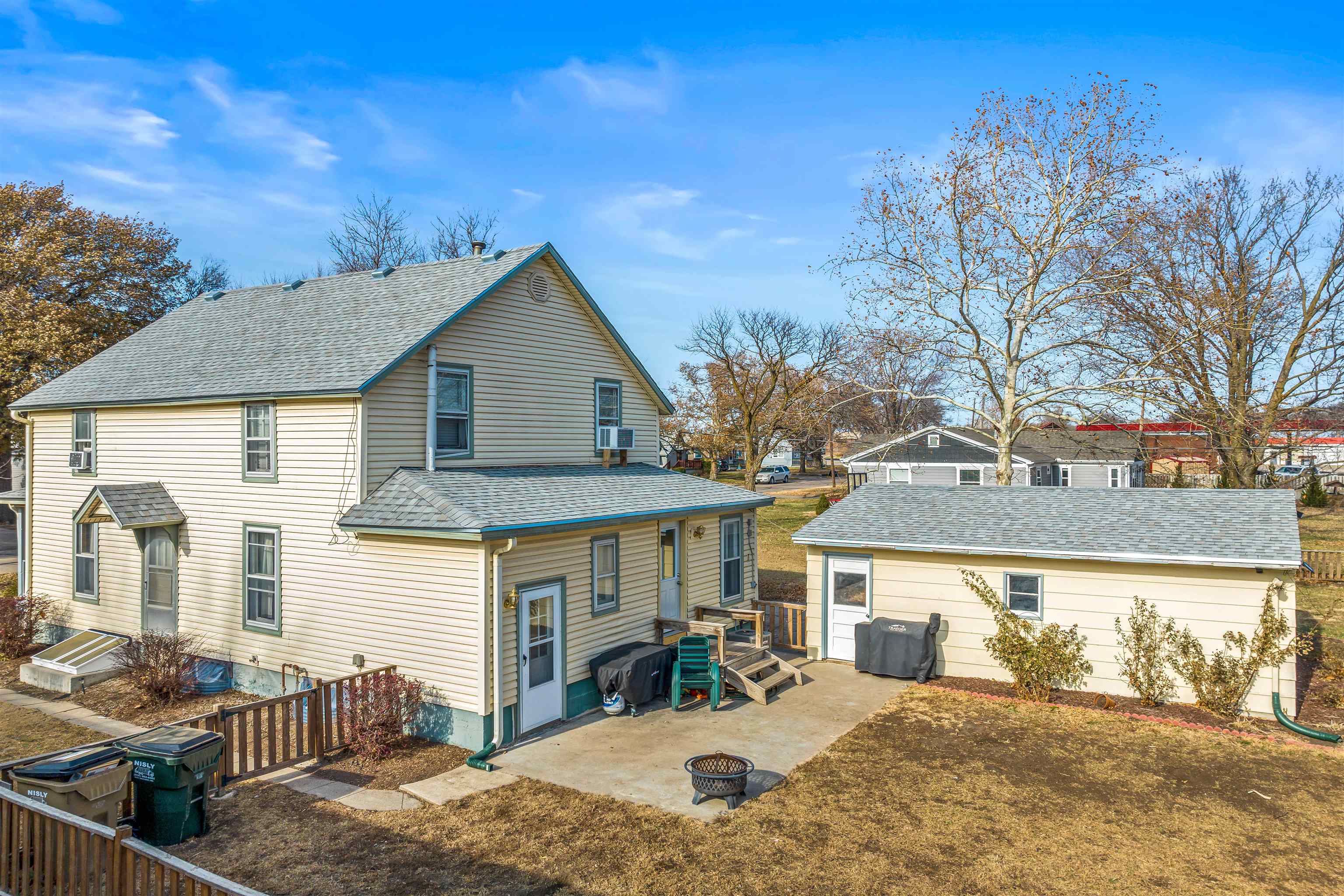 224 S Weaver St, Hesston, Kansas image 29