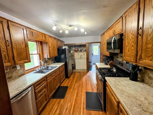 224 S Weaver St, Hesston, Kansas image 9