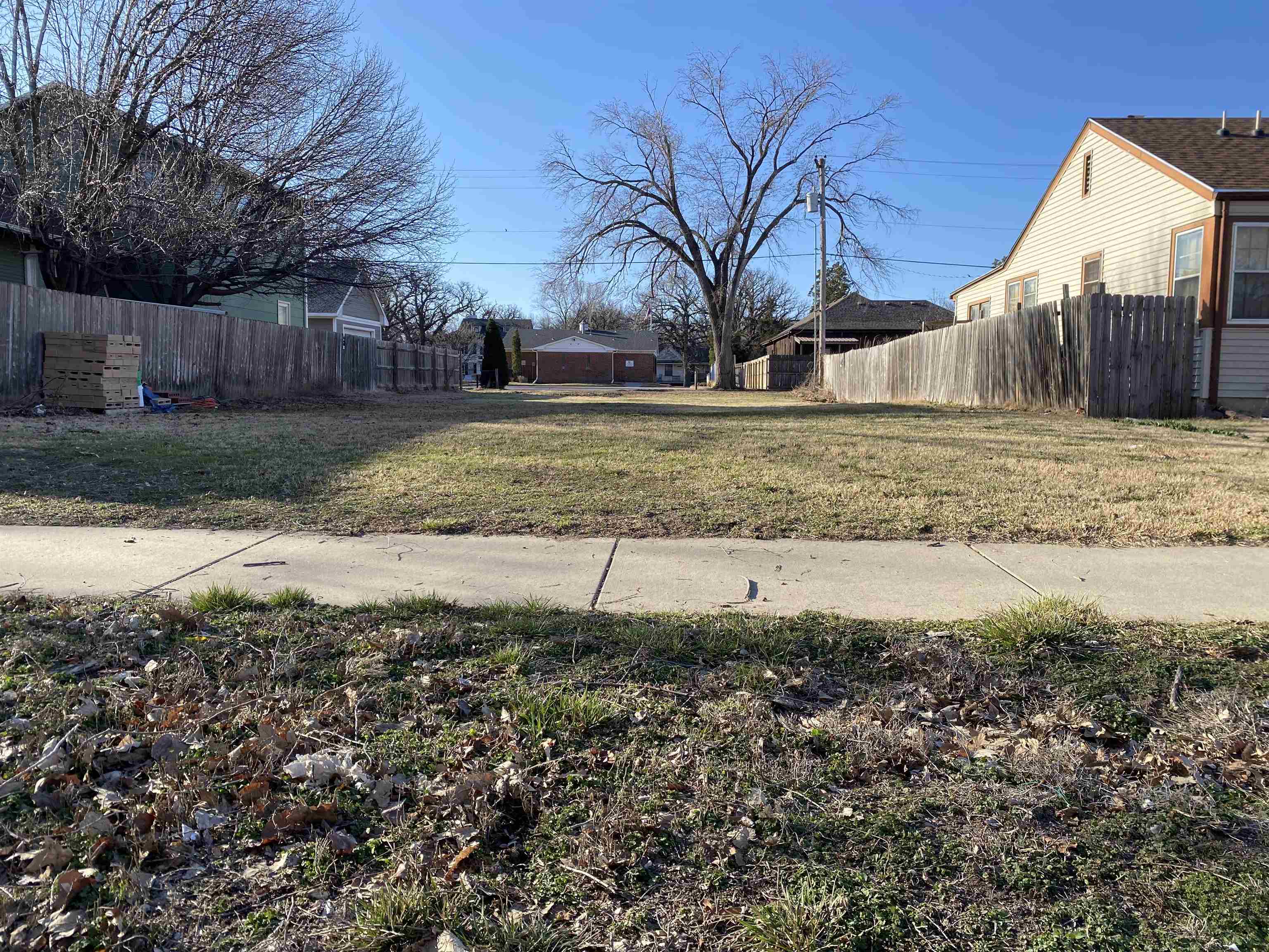 618 Johnstown Ave, Salina, Kansas image 1