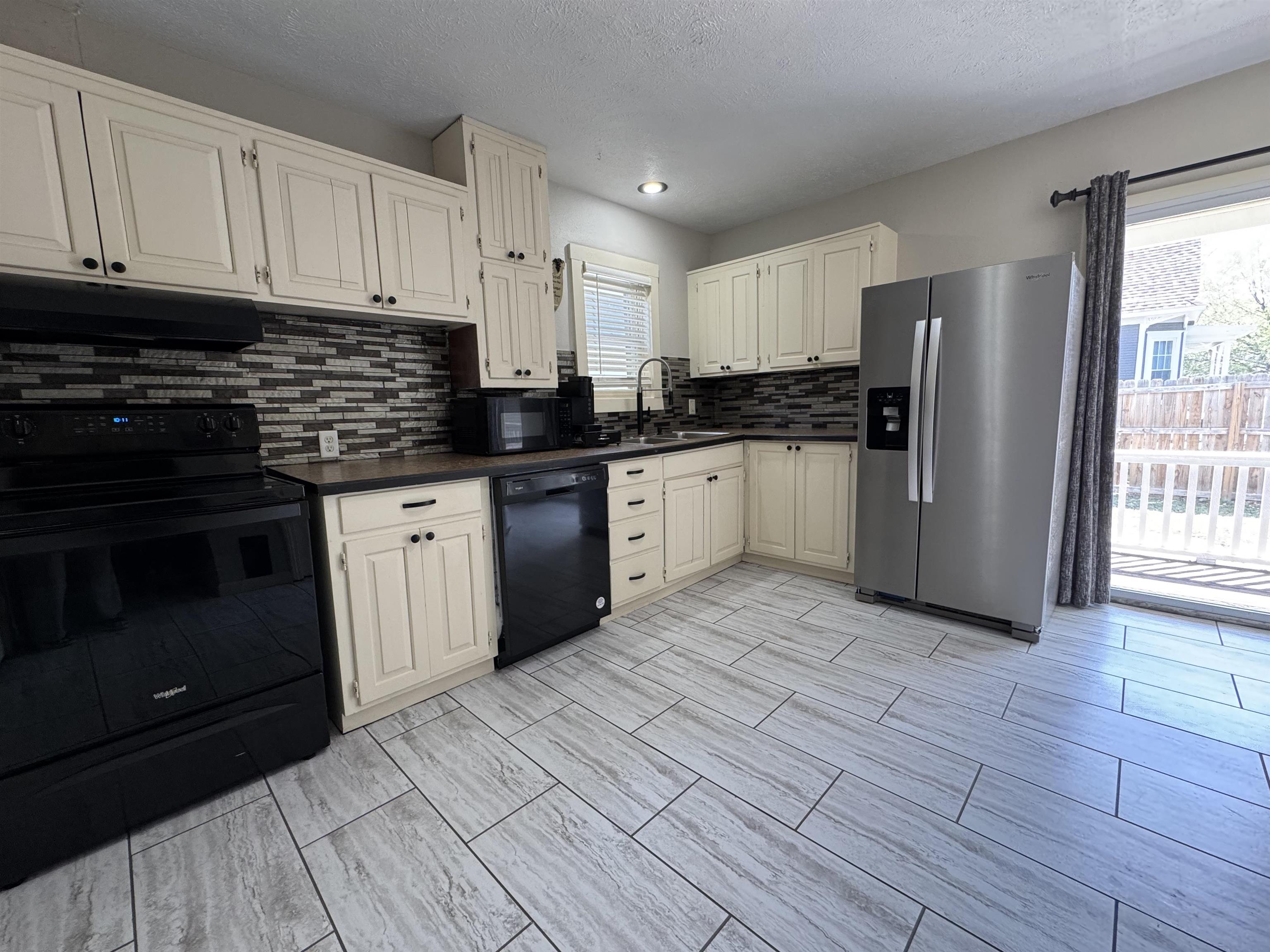 510 State St, Salina, Kansas image 13