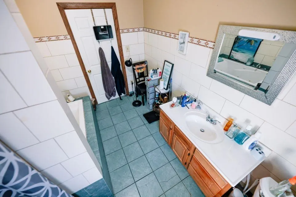 Wichita, Kansas 67213, United States, 1 Bedroom Bedrooms, ,1 BathroomBathrooms,Residential,Pending,40479