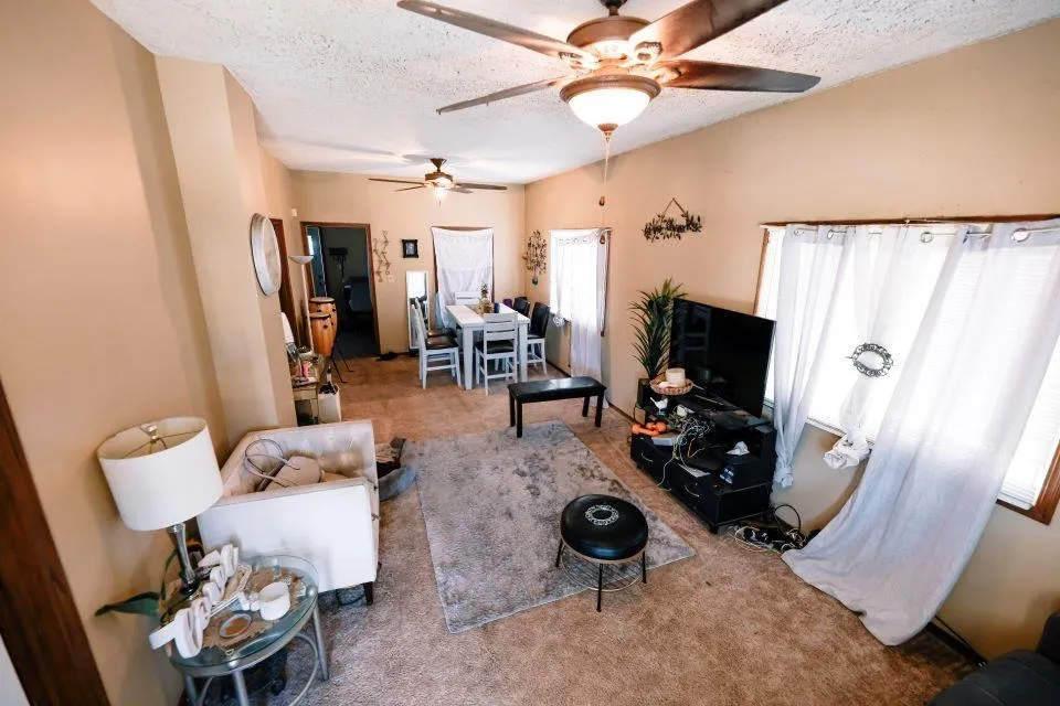 Wichita, Kansas 67213, United States, 1 Bedroom Bedrooms, ,1 BathroomBathrooms,Residential,Pending,40479