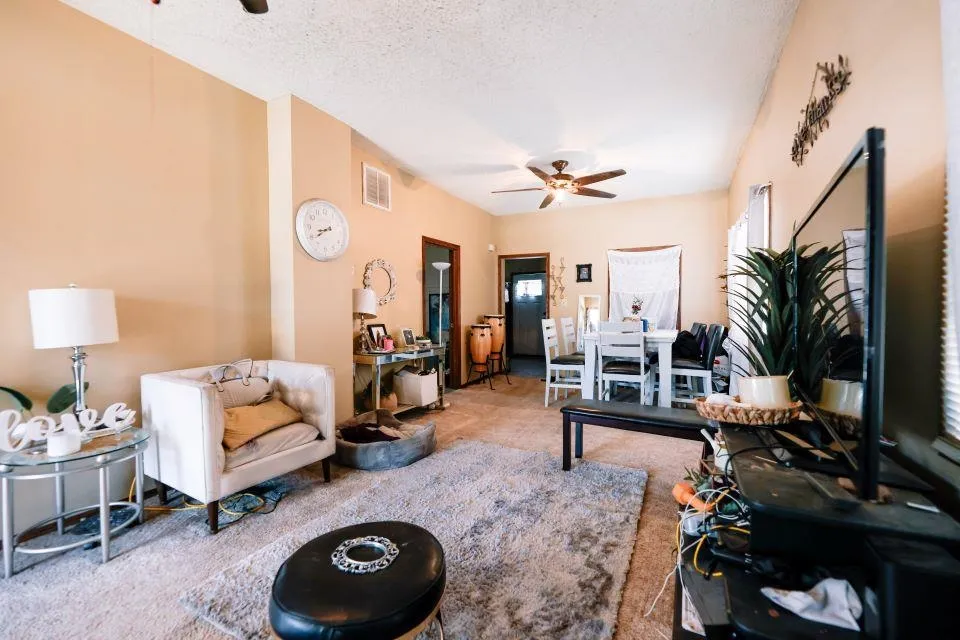 Wichita, Kansas 67213, United States, 1 Bedroom Bedrooms, ,1 BathroomBathrooms,Residential,Pending,40479