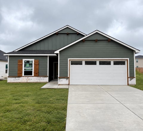 Homes For Sale - 3530 E Bearsden St<br/> Derby, KS 67037