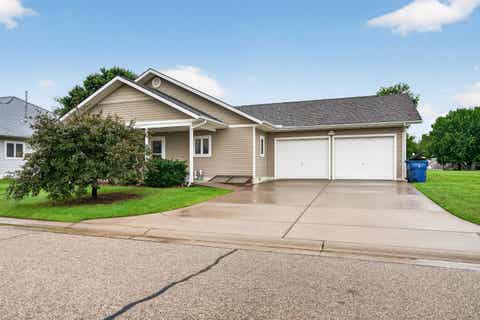 Homes For Sale - 543 S Lorraine Ave<br/> Wichita, KS 67211
