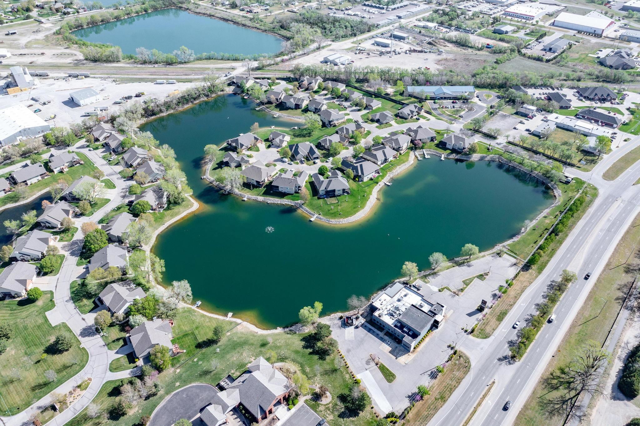 2267 N Lakeway Ct, Wichita, Kansas image 25