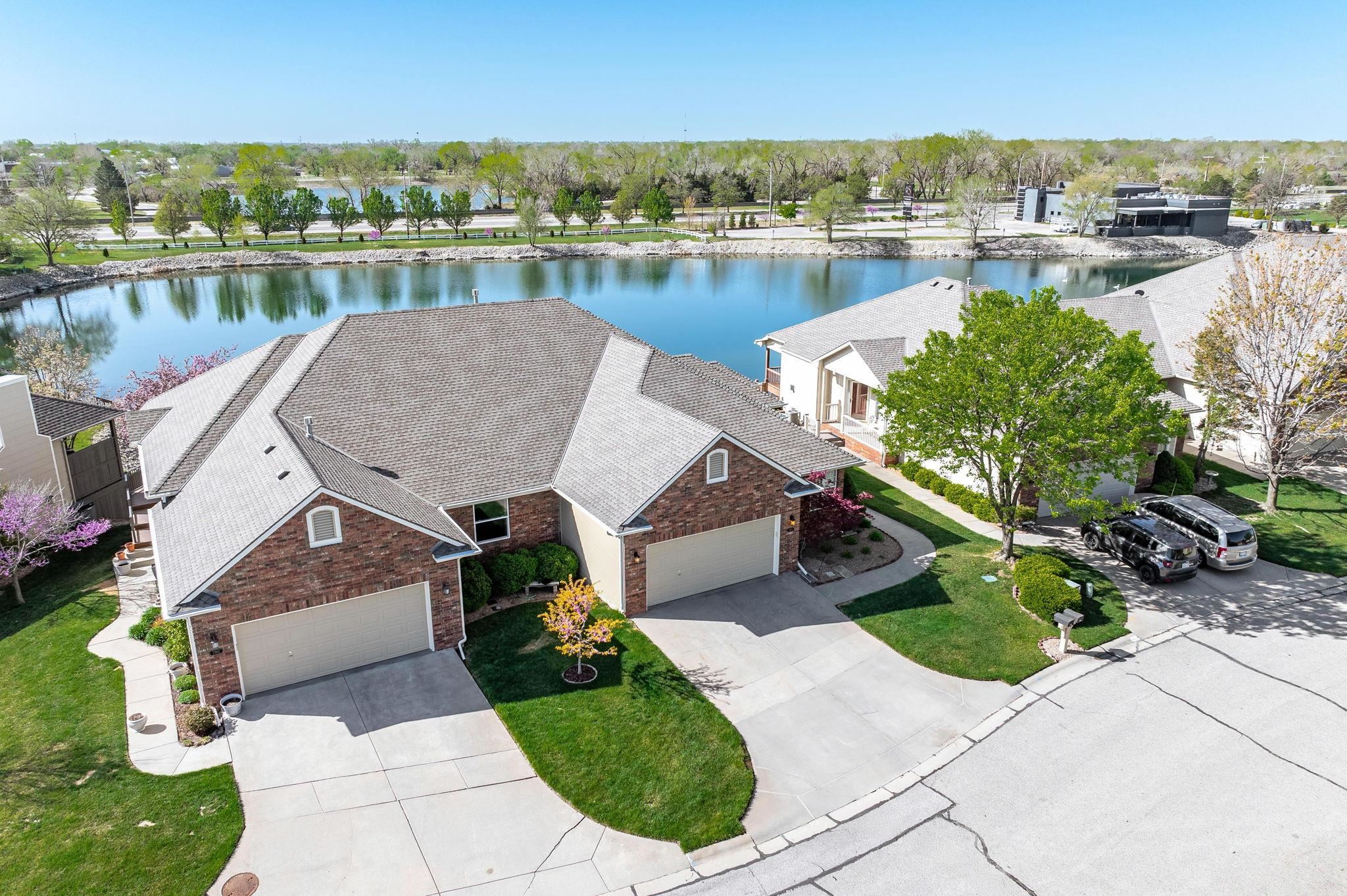 2267 N Lakeway Ct, Wichita, Kansas image 1