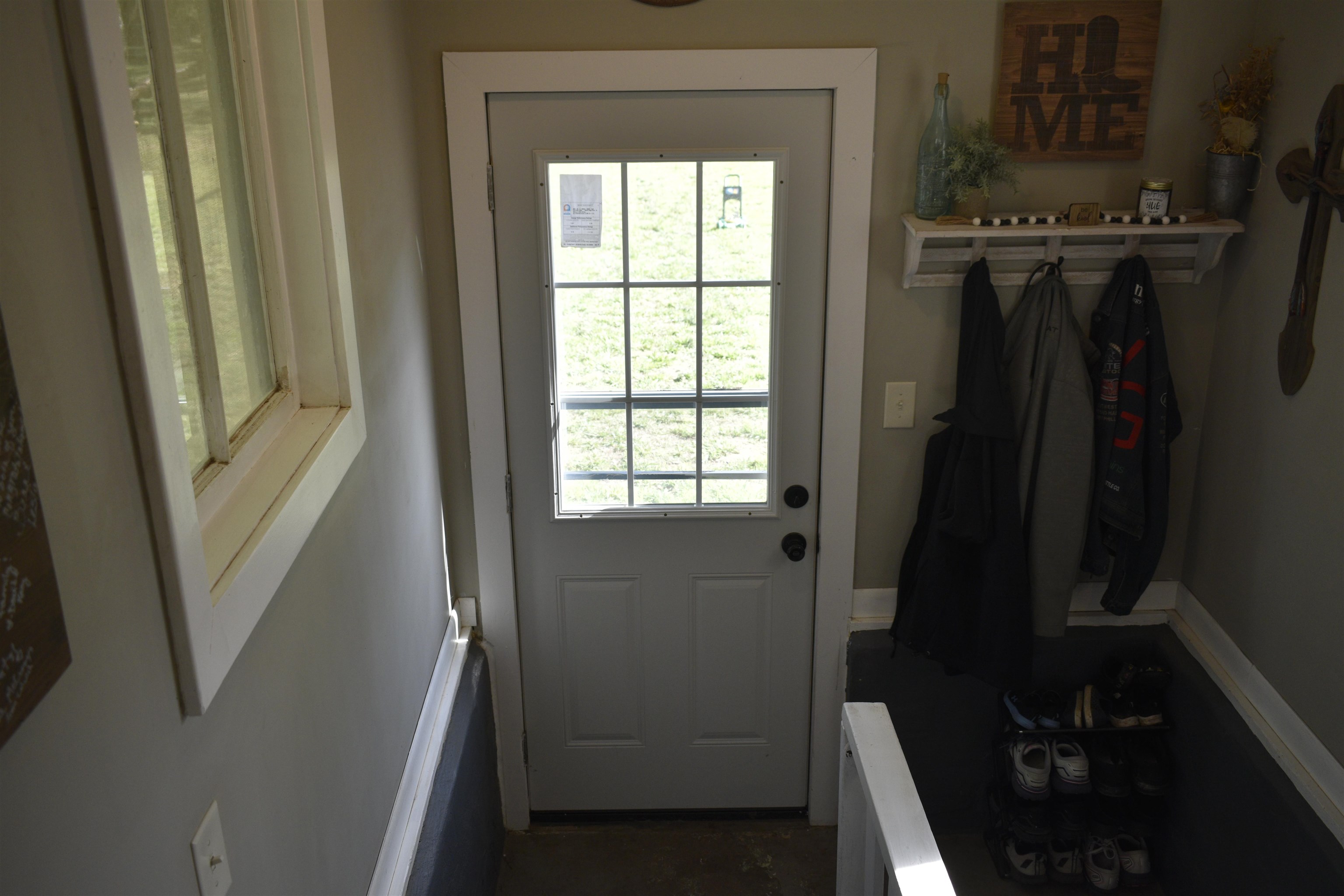 325 W Ave A, Mount Hope, Kansas image 24
