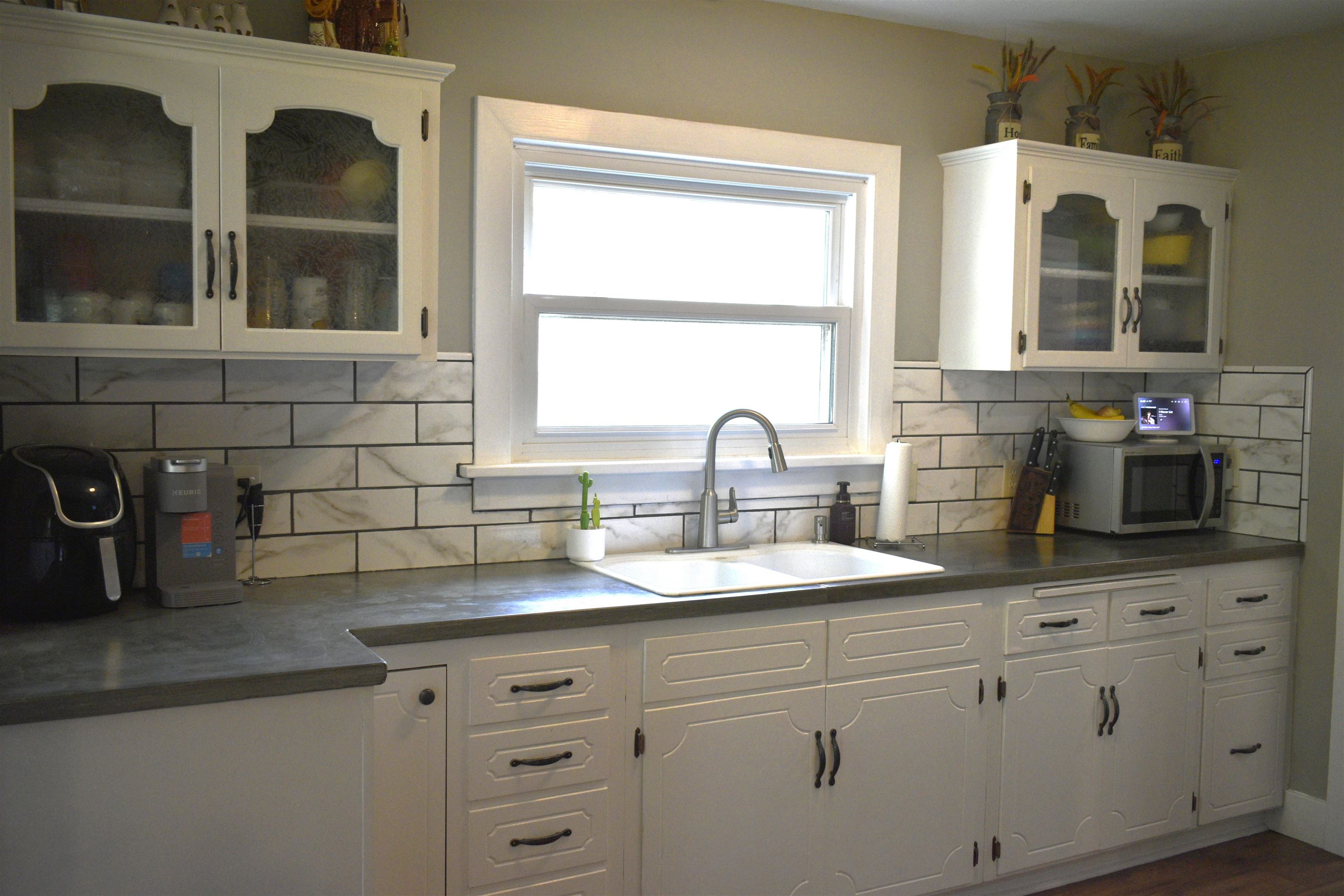 325 W Ave A, Mount Hope, Kansas image 10