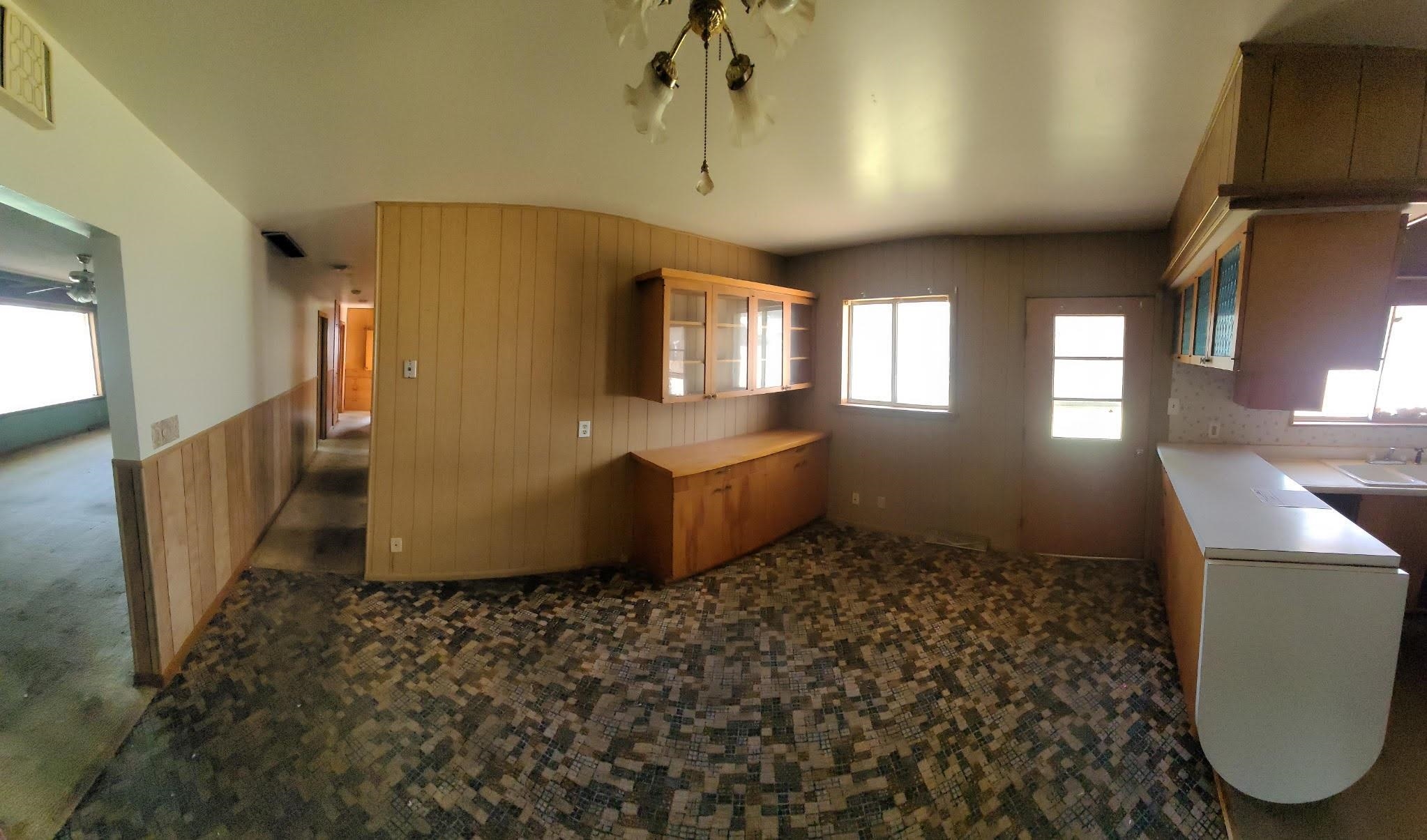 814 E 12th Ave, Winfield, Kansas image 3