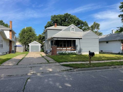 Homes For Sale - 503 N Summit St<br/> El Dorado, KS 67042