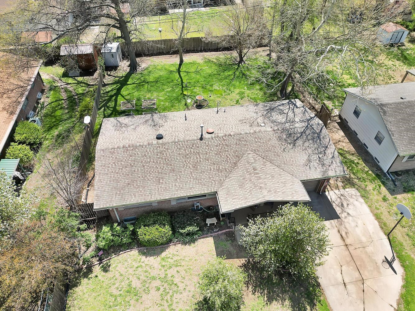 8413 W Murdock Ave, Wichita, Kansas image 32