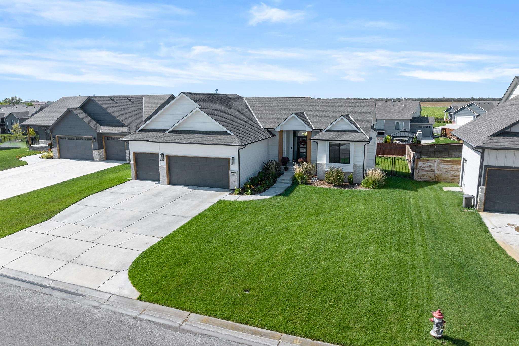2545 N Pebble Ct, Andover, Kansas image 3